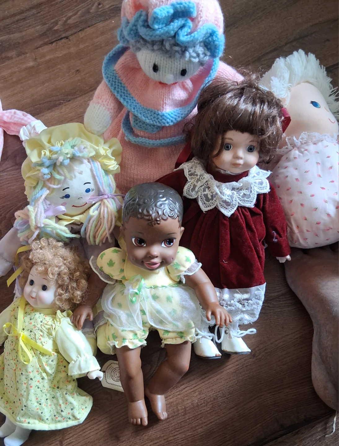 Assorted Dolls and Teddy Bear