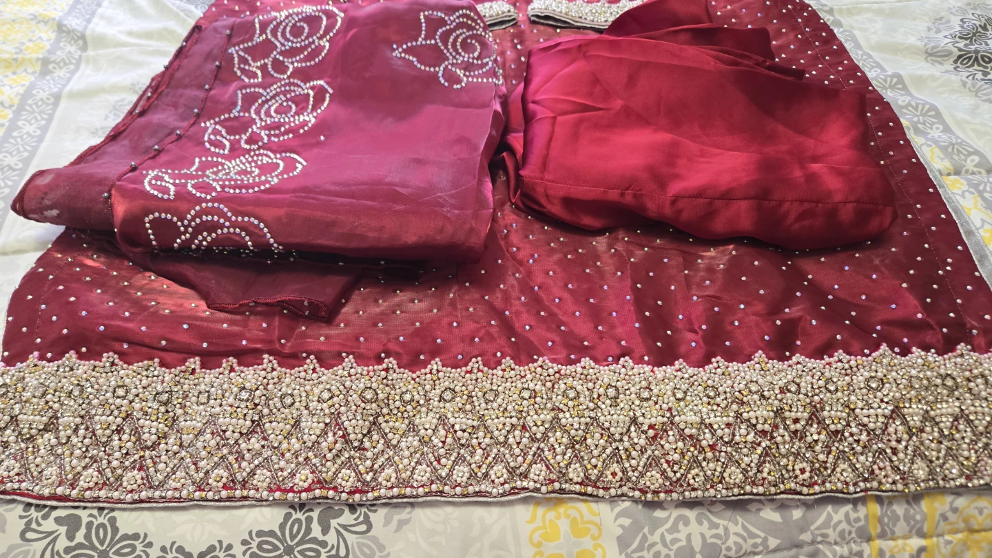 Maroon Embellished Kurti with Dupatta and Pants - photo 3
