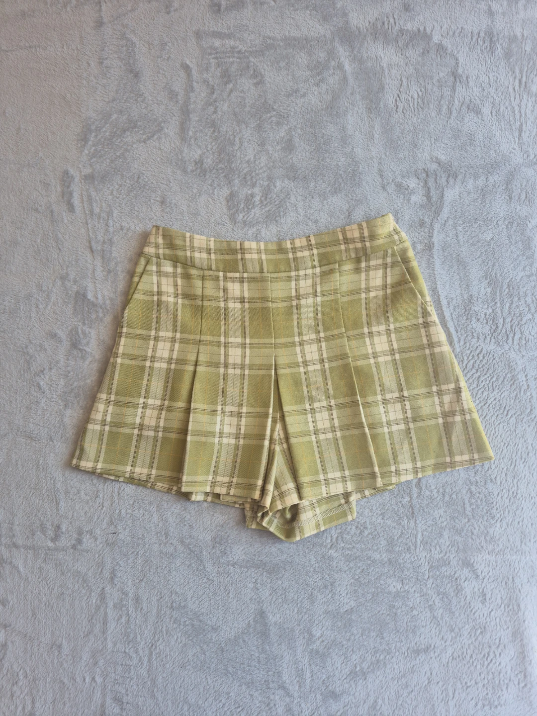 English Factory Plaid Pleated Shorts - photo 2