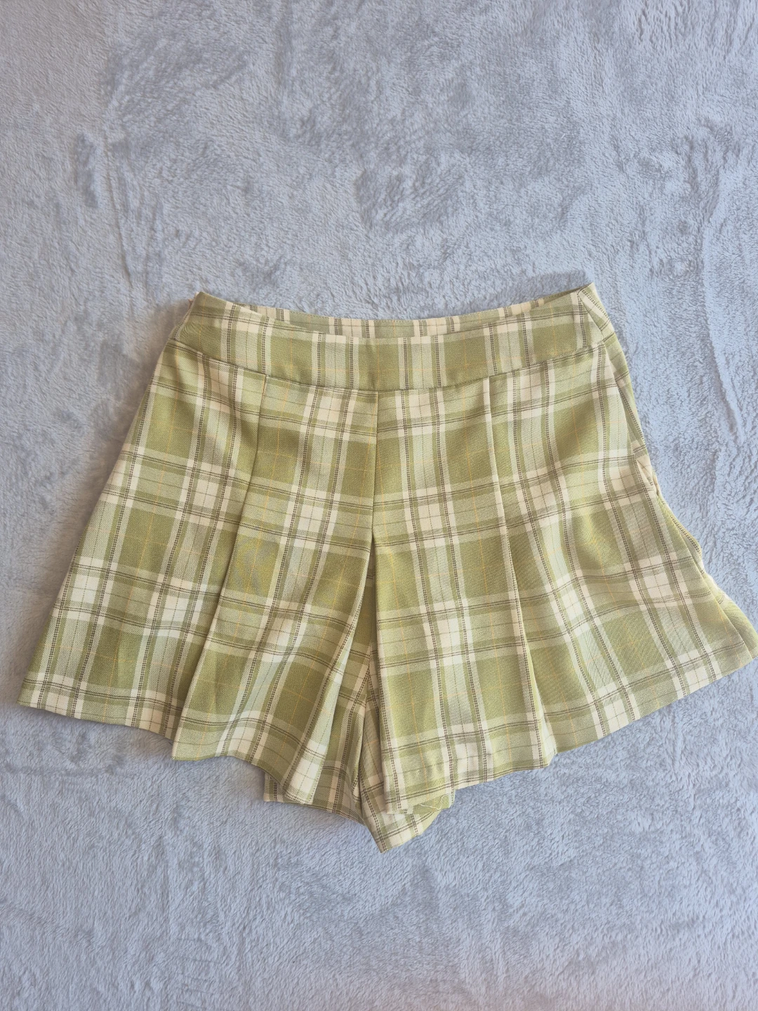 English Factory Plaid Pleated Shorts - photo 4