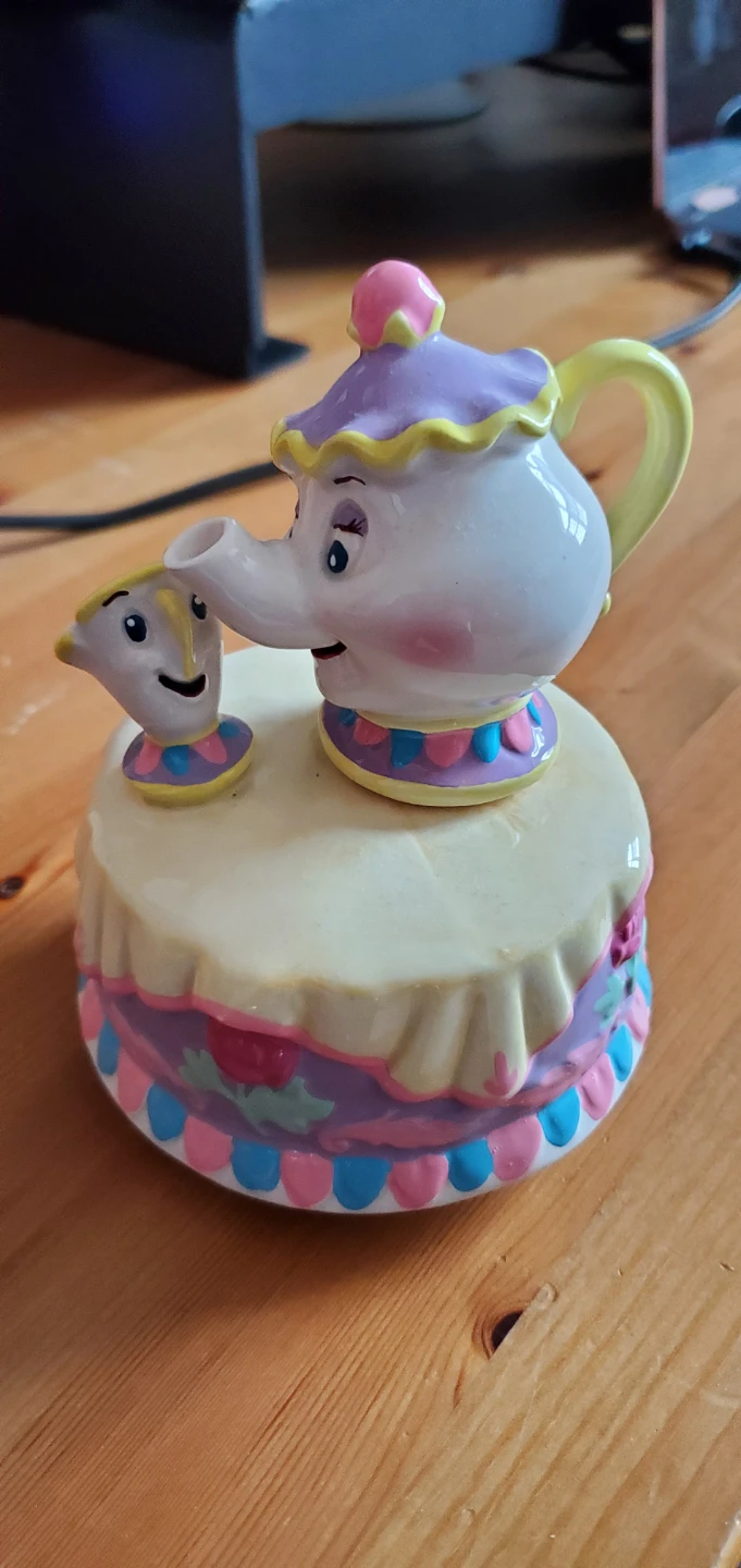 Mrs. Potts and Chip Music Box