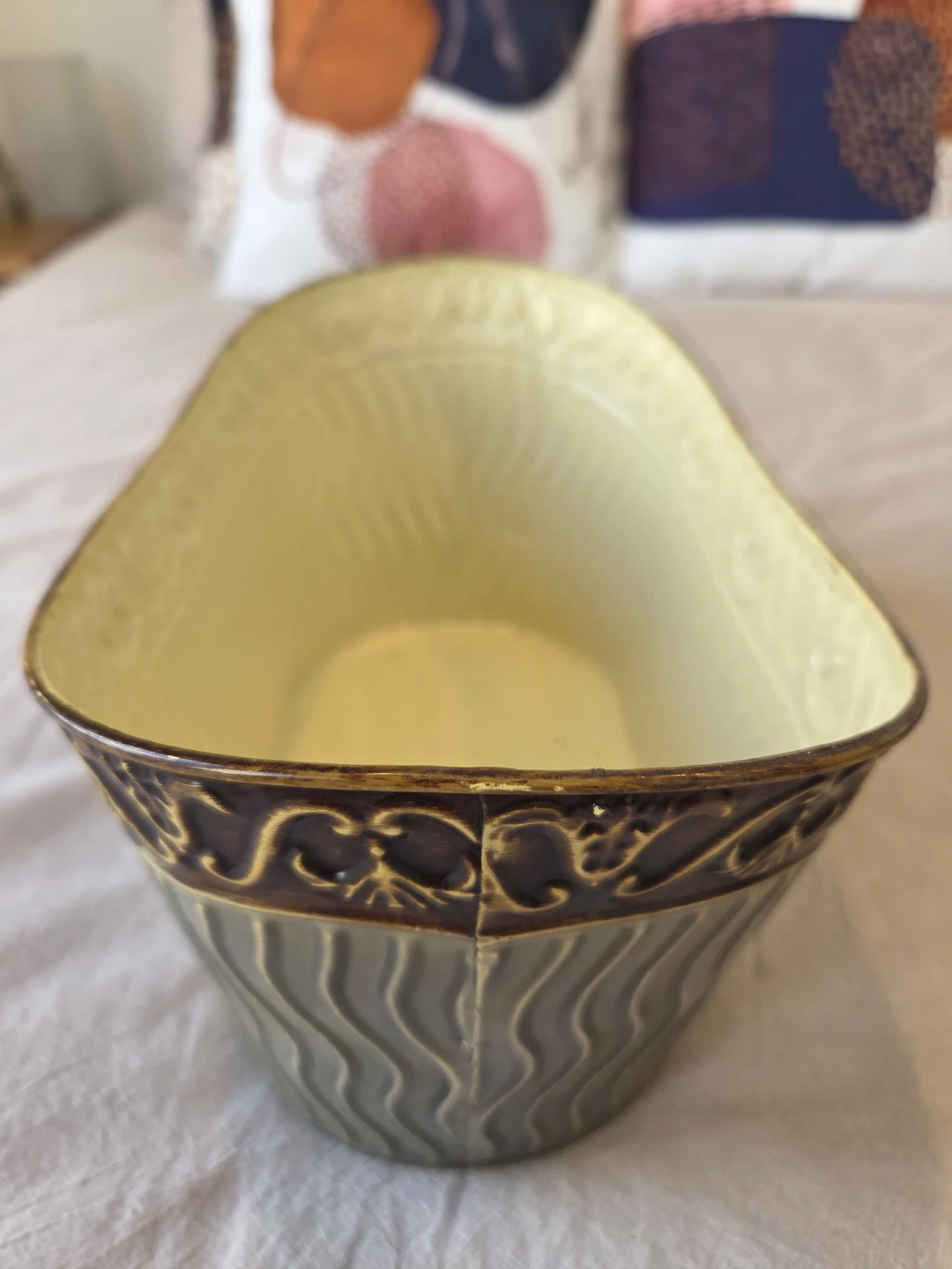 Painted Metal Oval Bin - photo 2