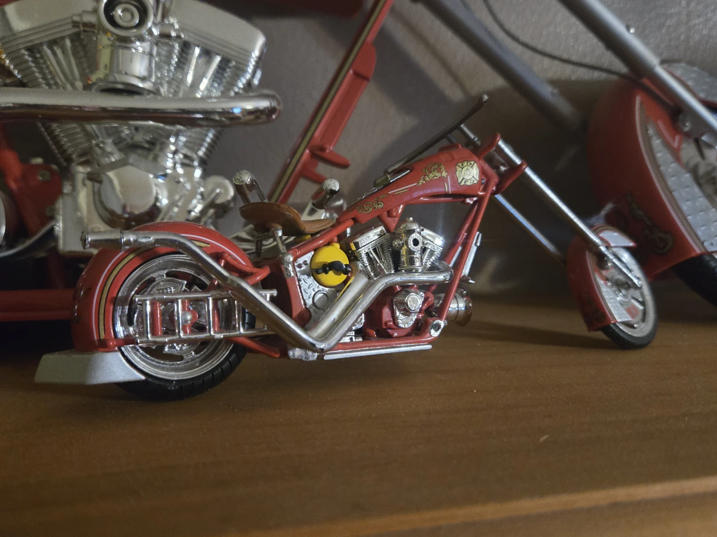 Red Fire Department Chopper Motorcycle Model - photo 2