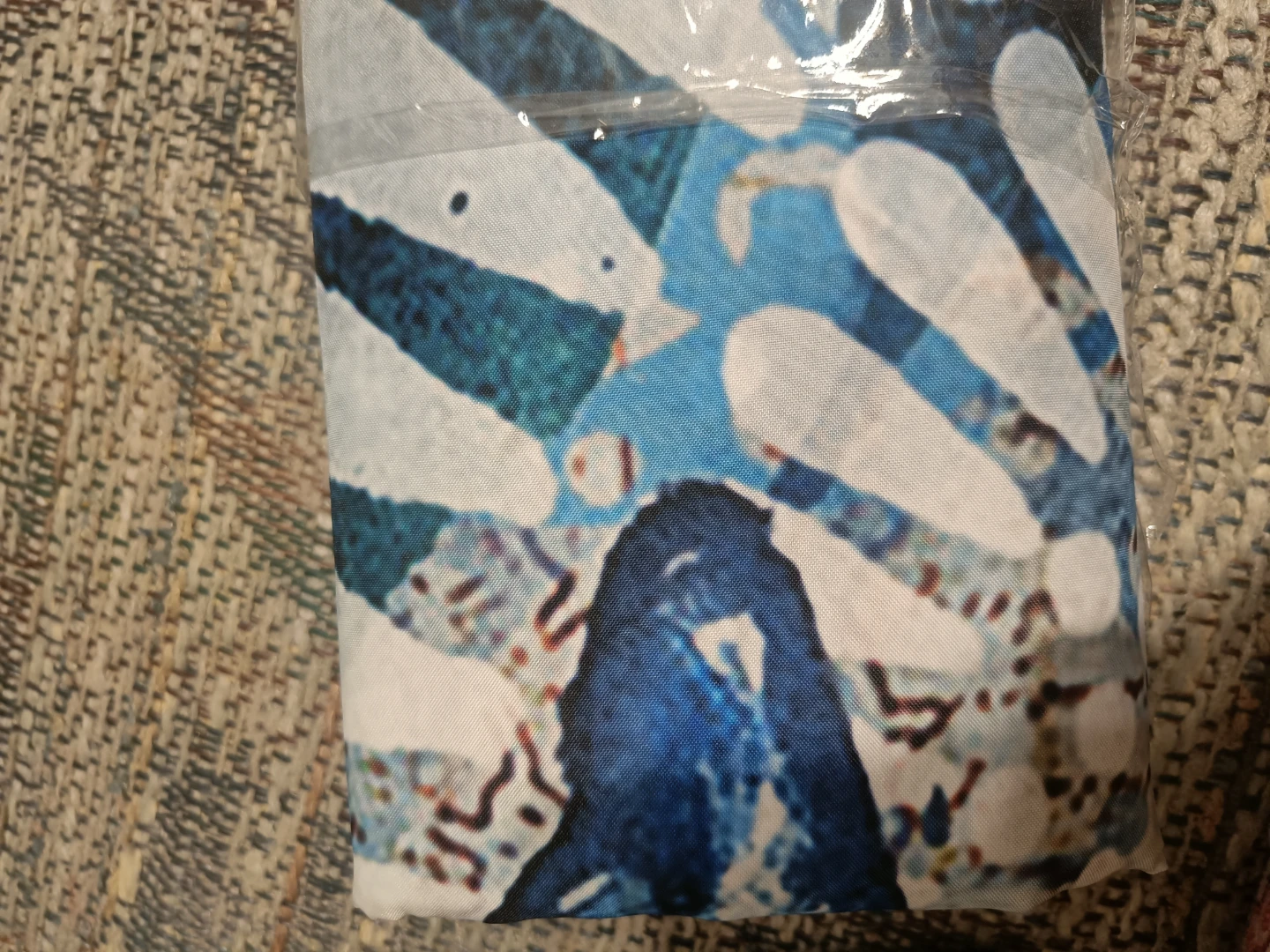 HIWOSS Beach Mat Sandproof Waterproof Vibrant Design - photo 2