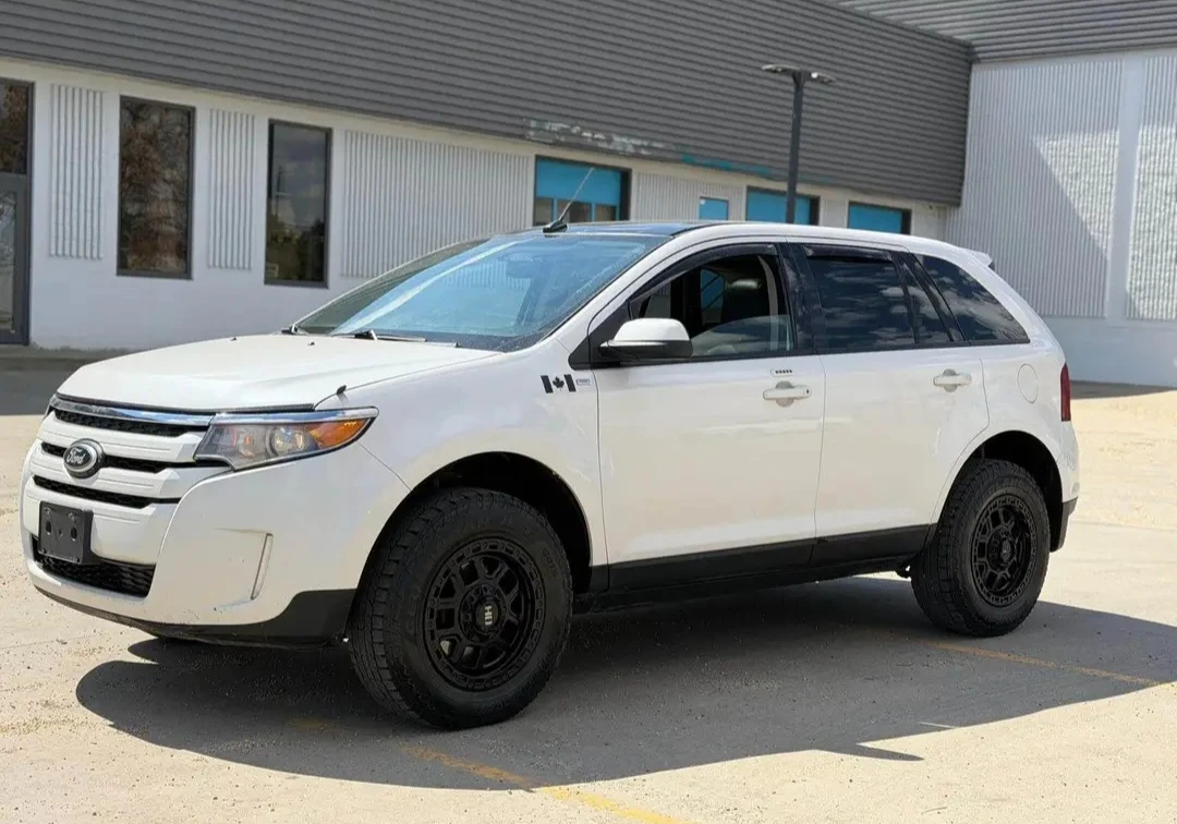 2014 Ford Ford Edge SEL AWD | ☀️ All-Season Tires ❄️ - photo 2