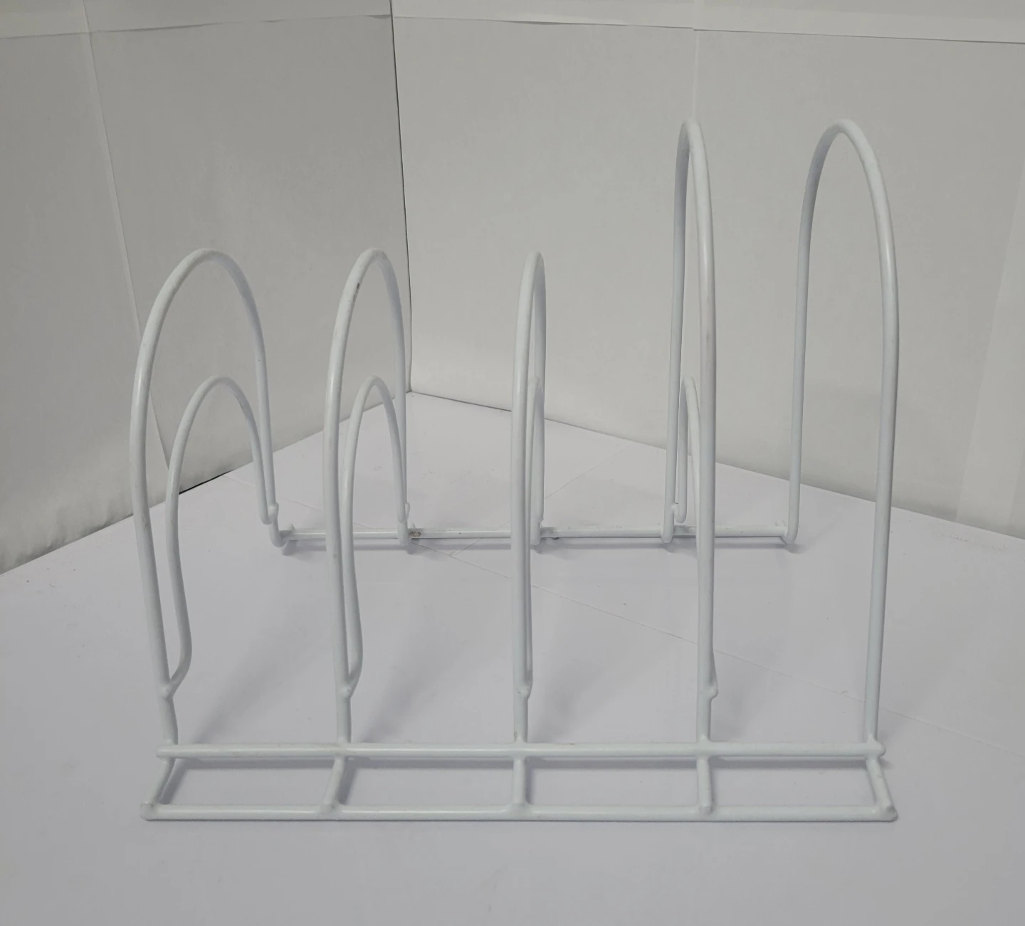 White Metal Organizer Rack for Lids or Cutting boards
