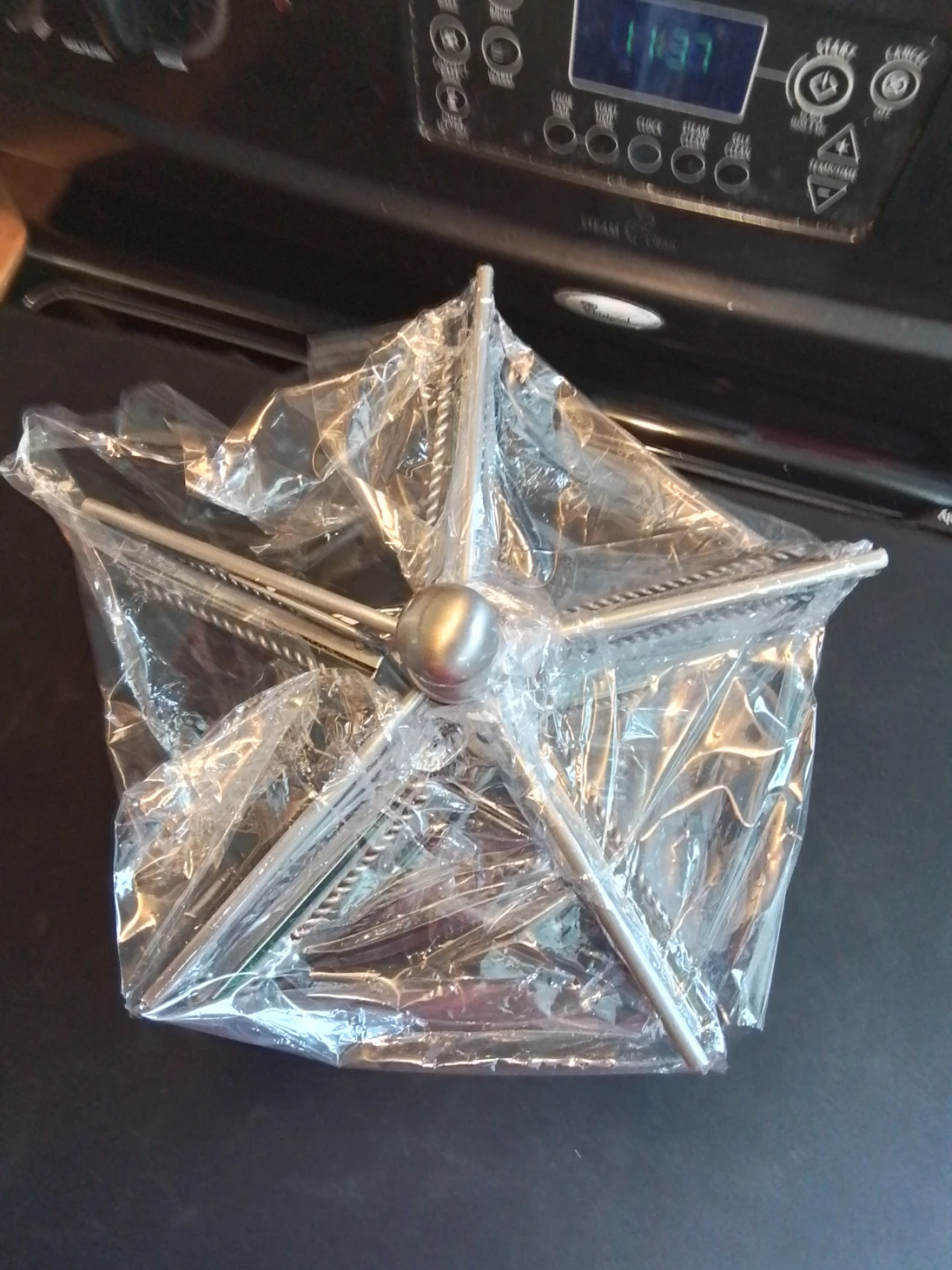 NIB Raquel Breane Metal Photo Carousel - photo 4