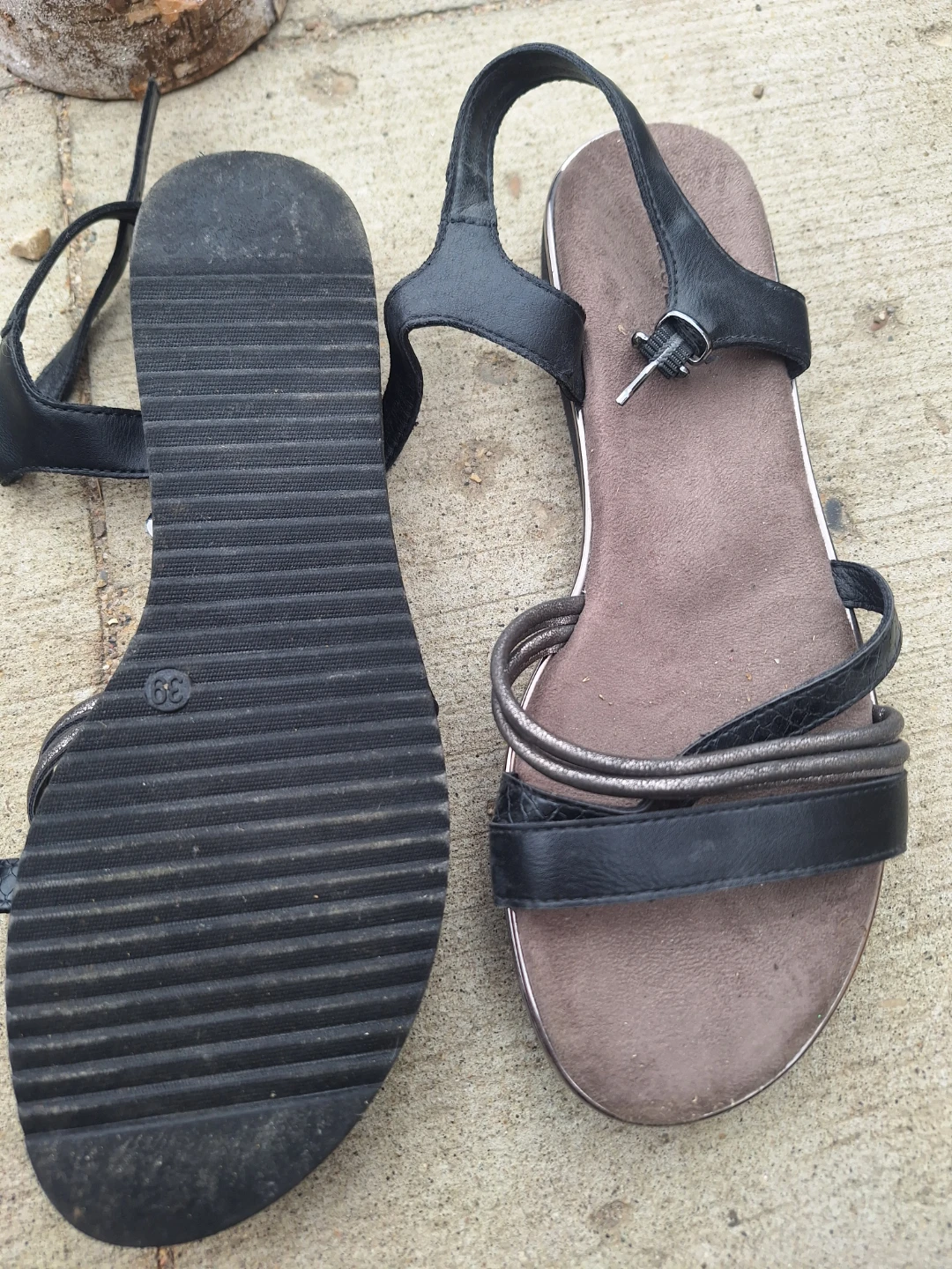Black Women's Sandals Size 8 - photo 2