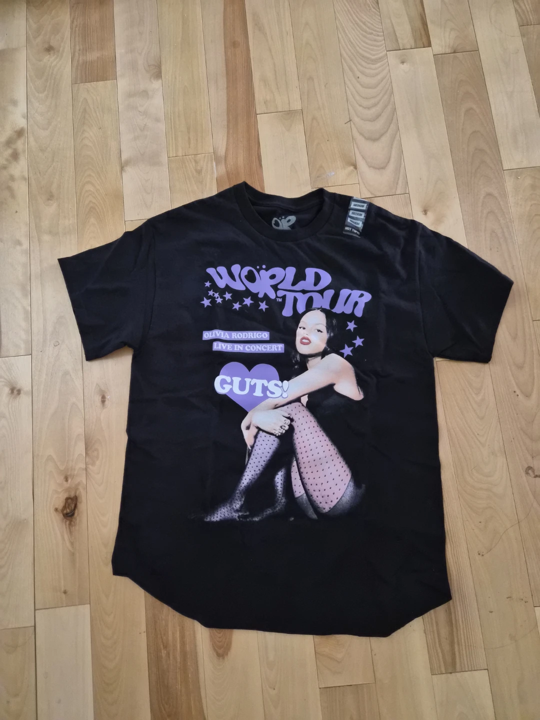 Olivia Rodrigo GUTS World Tour T-Shirt - photo 2