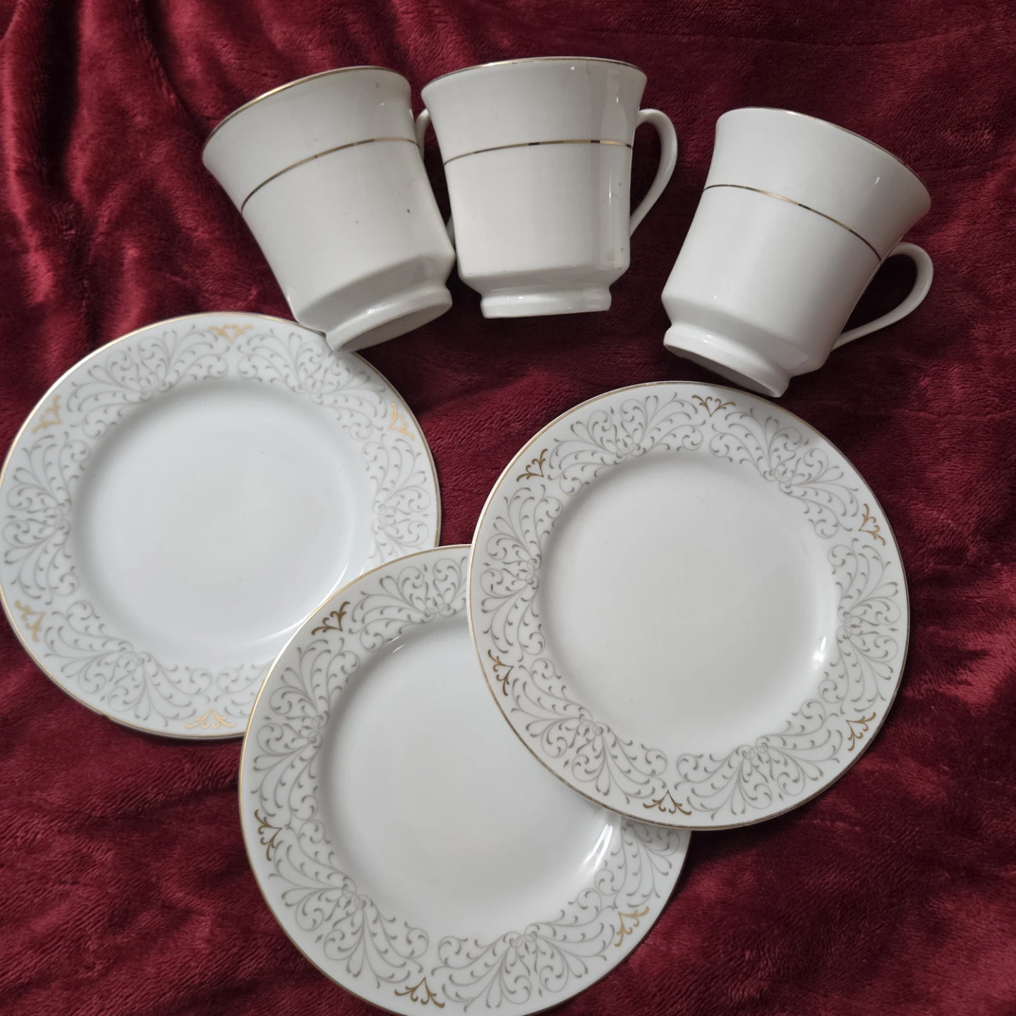* FREE * Rose China Ashford Teacup and Saucer Set