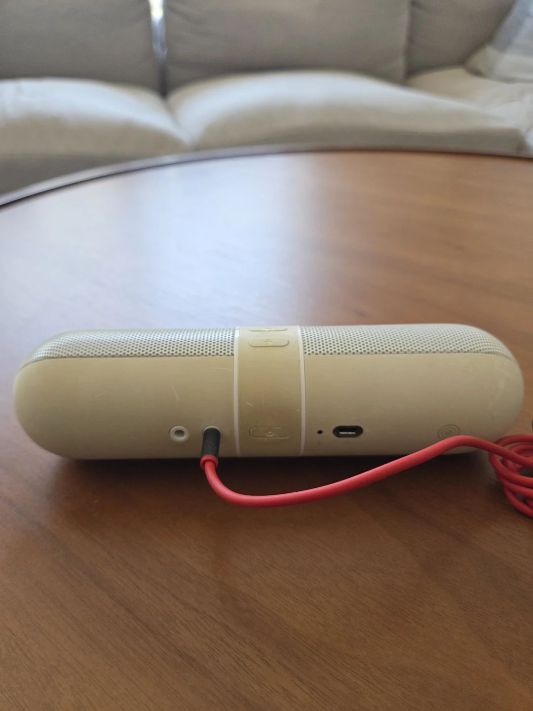 Beats Pill Portable Speaker - photo 2