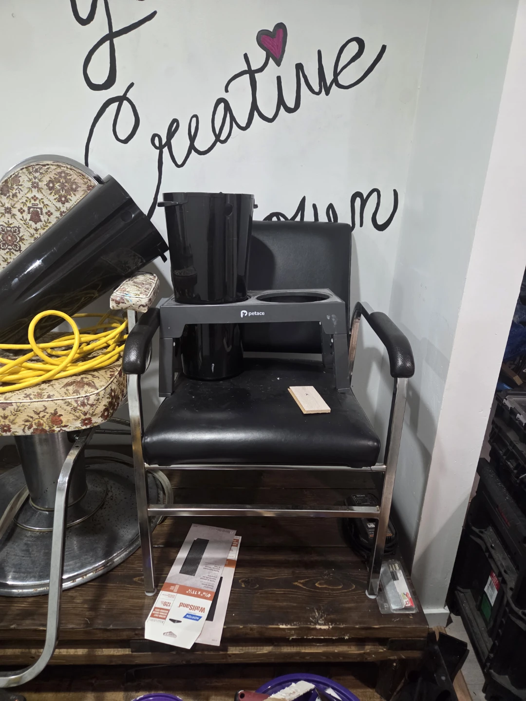 Salon furniture - photo 2