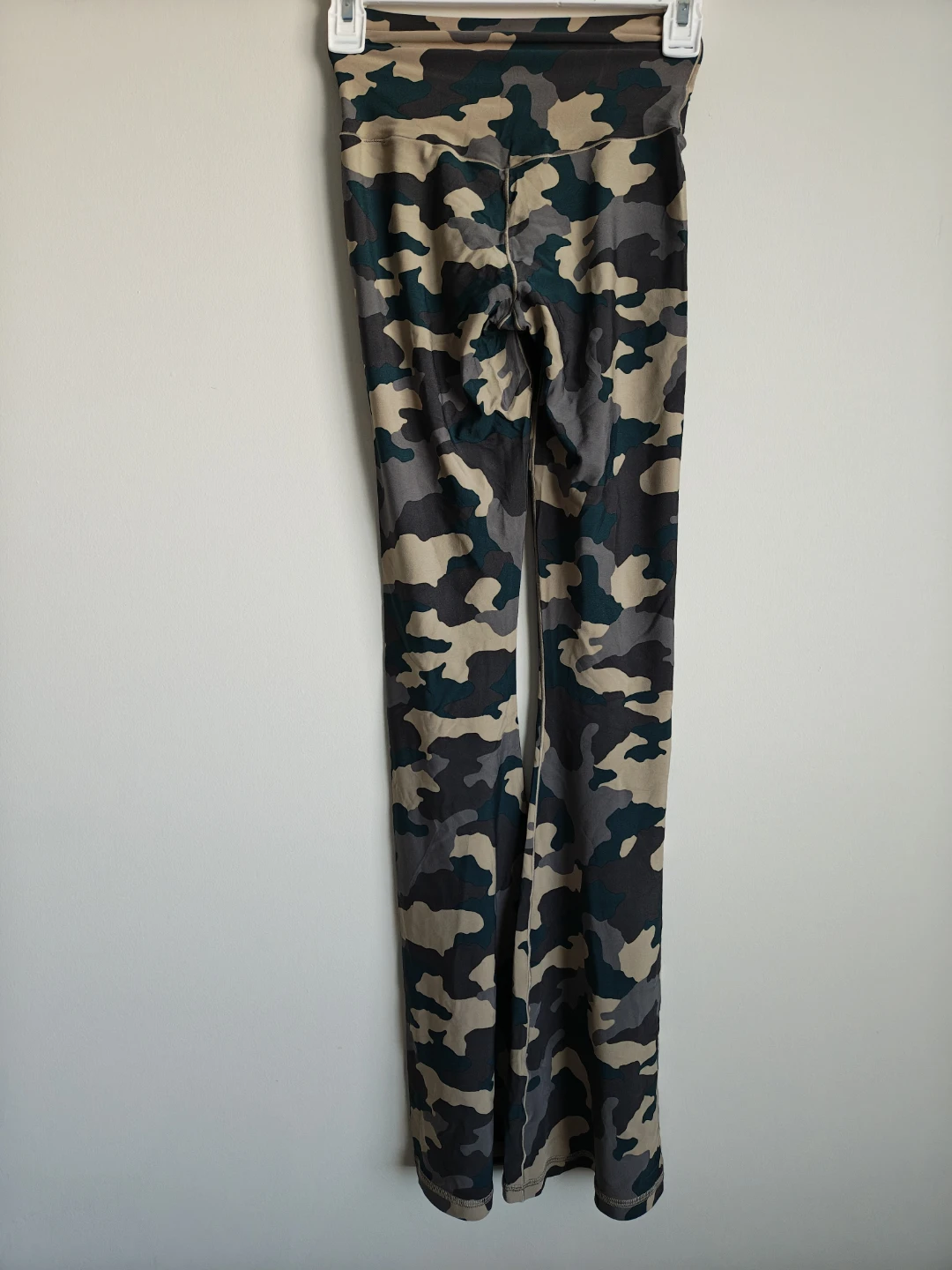 Aerie Camo Flare Pants - photo 2