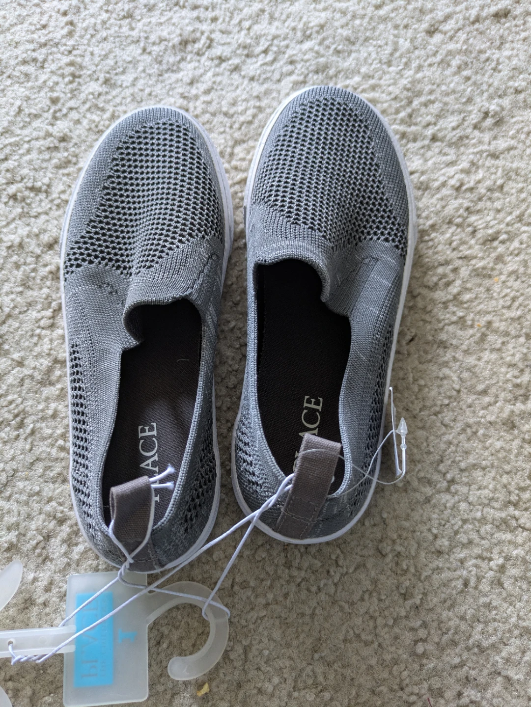 The Children's Place Youth Grey Slip-On Sneakers Size 1 - photo 3