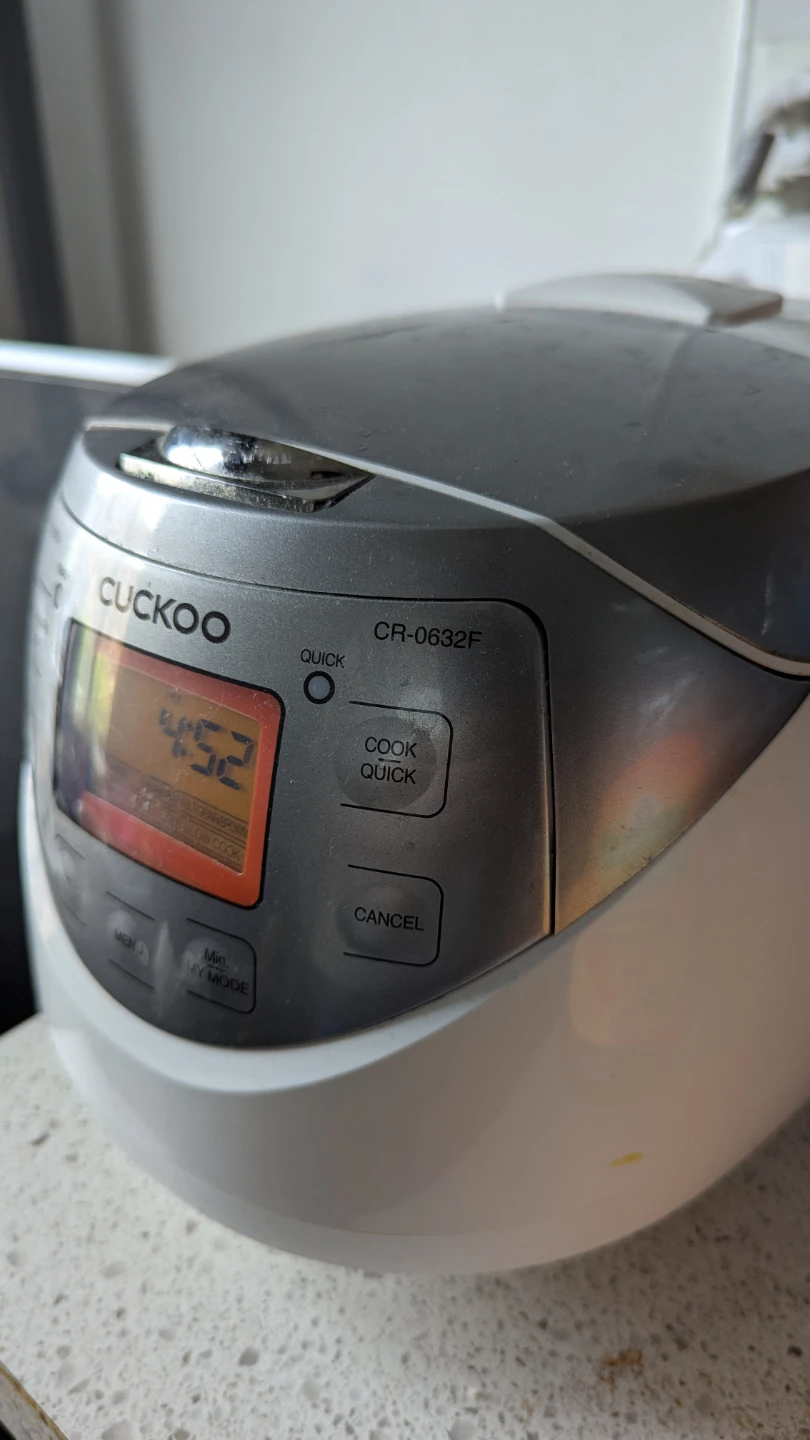 CUCKOO Electric Rice Cooker & Warmer CR-0632F - photo 3