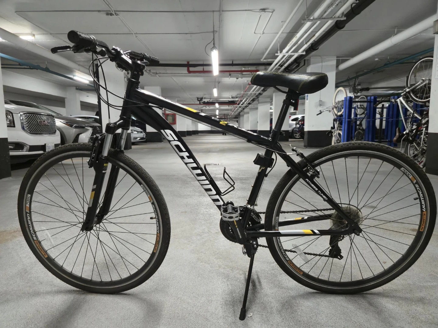 Schwinn GTX 2.0 Hybrid Bike