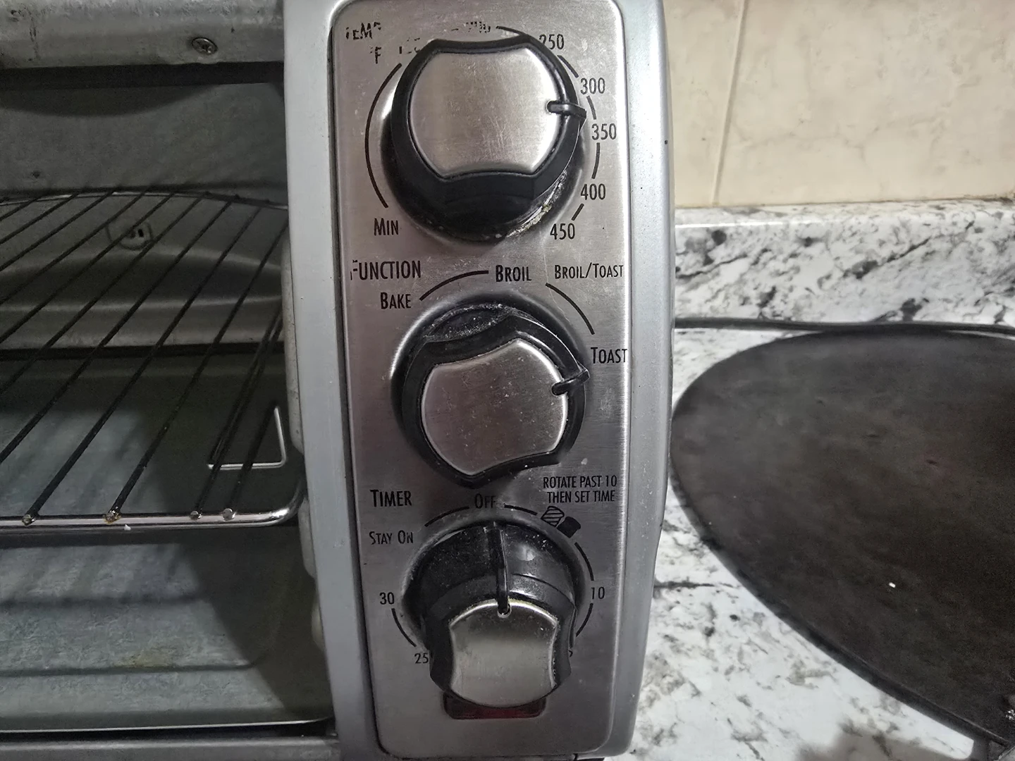 Hamilton Beach 6 Slice Countertop Toaster Oven