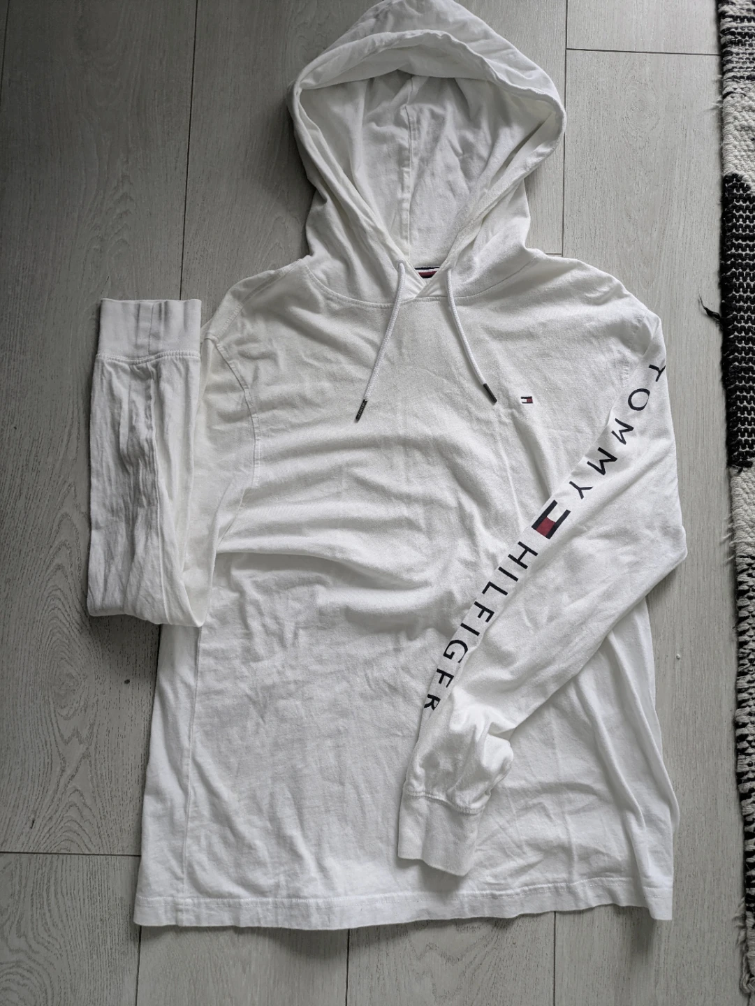 Tommy Hilfiger Shirt - Size M