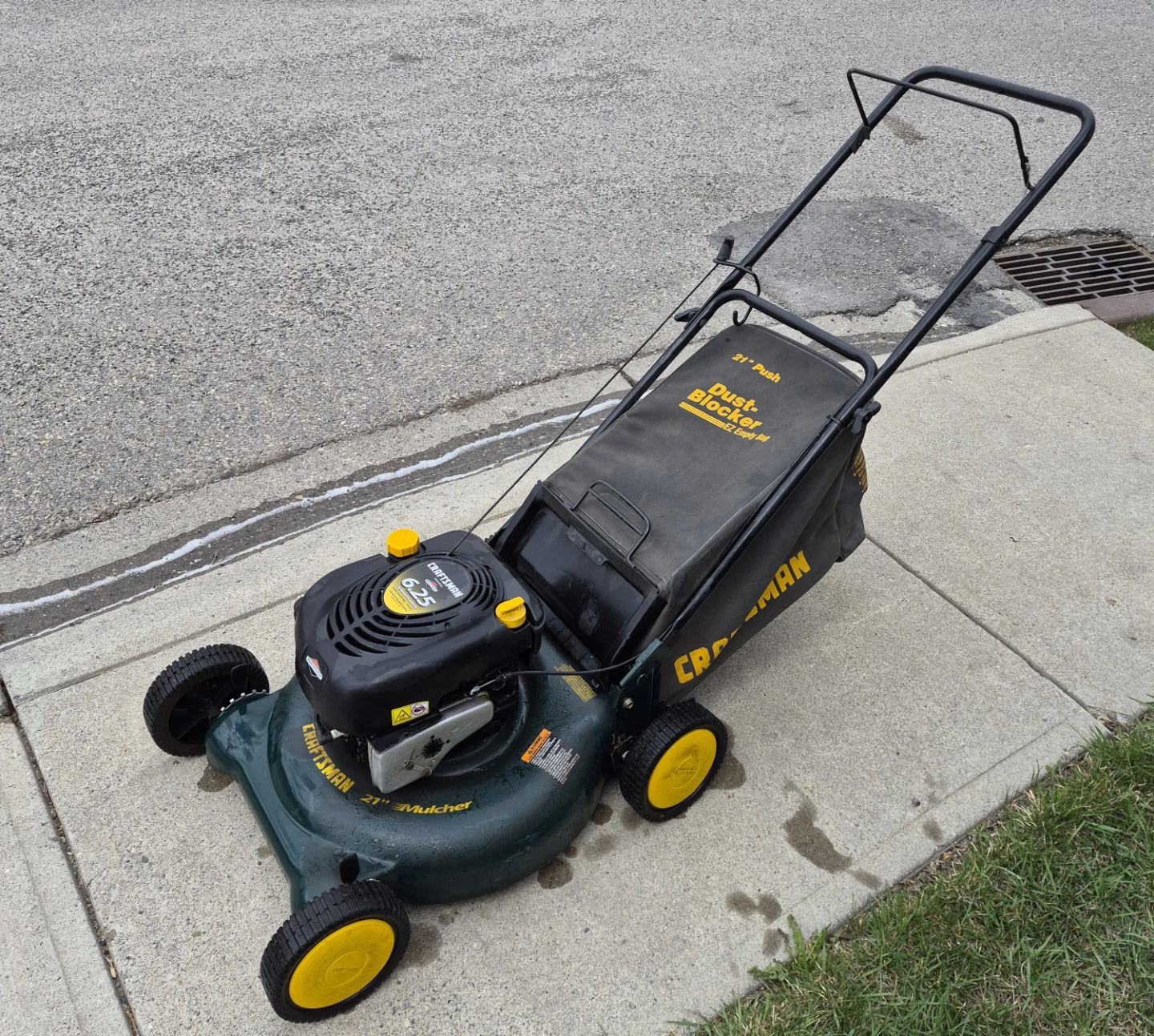 Craftsman 21" Push Mulcher Lawn Mower - photo 2