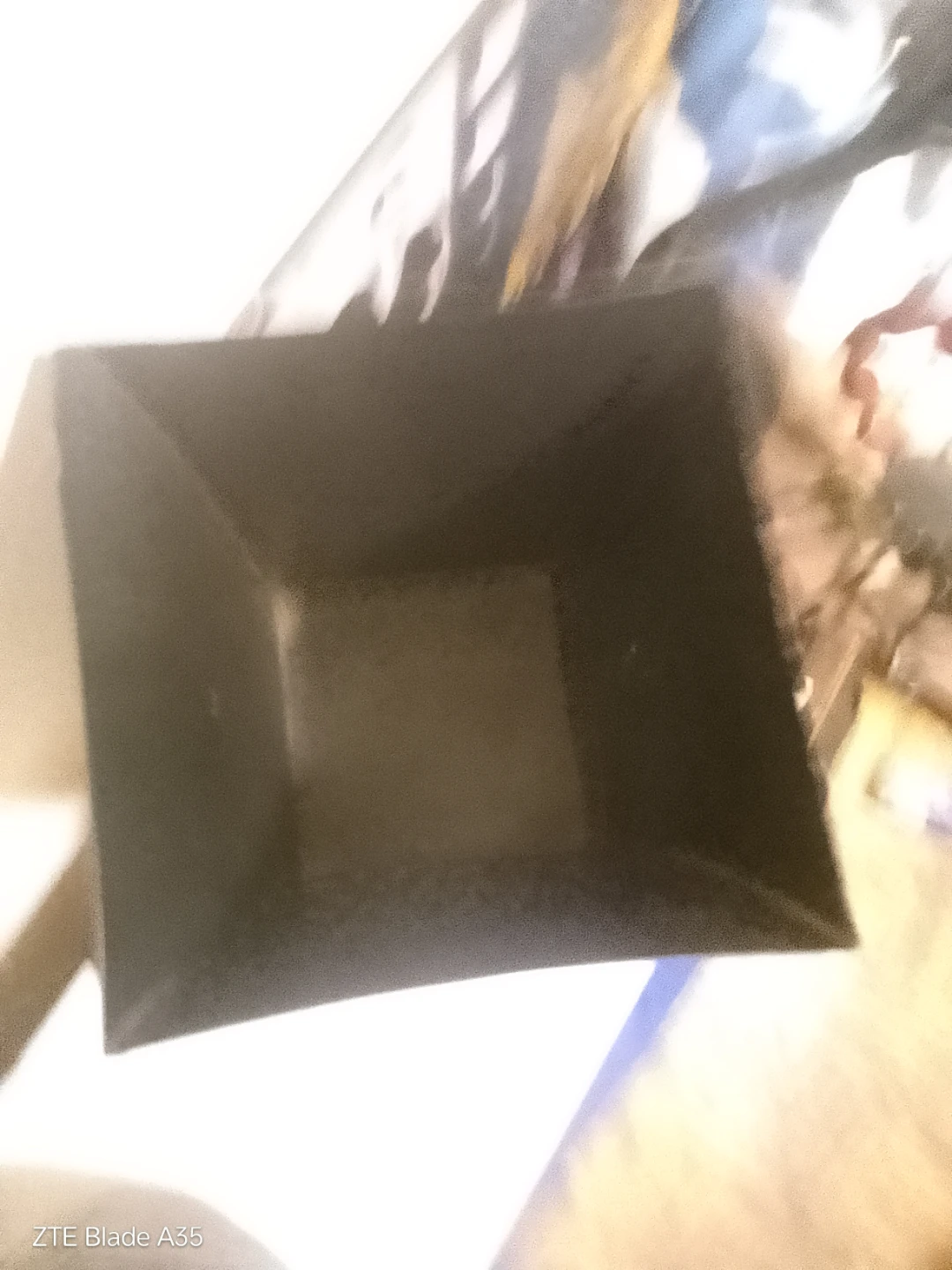 Decorative Black Vase with Oriental Scene - photo 3