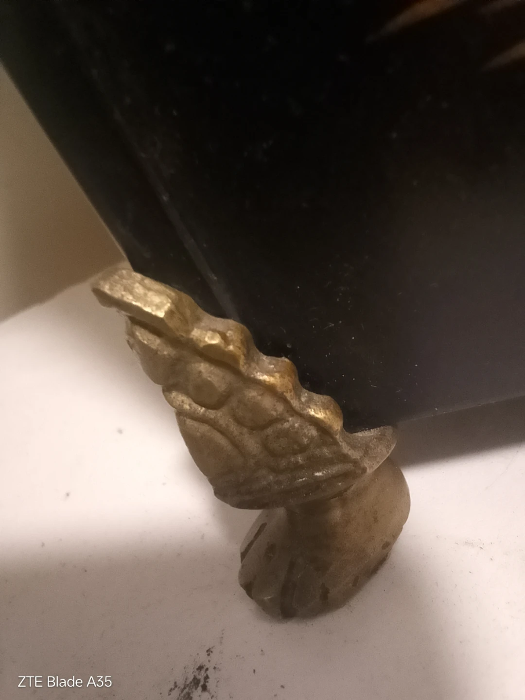 Decorative Black Vase with Oriental Scene - photo 4