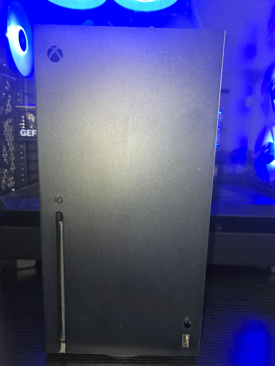 Xbox Series X 1TB SSD Console with 2 Blue Controllers - photo 4