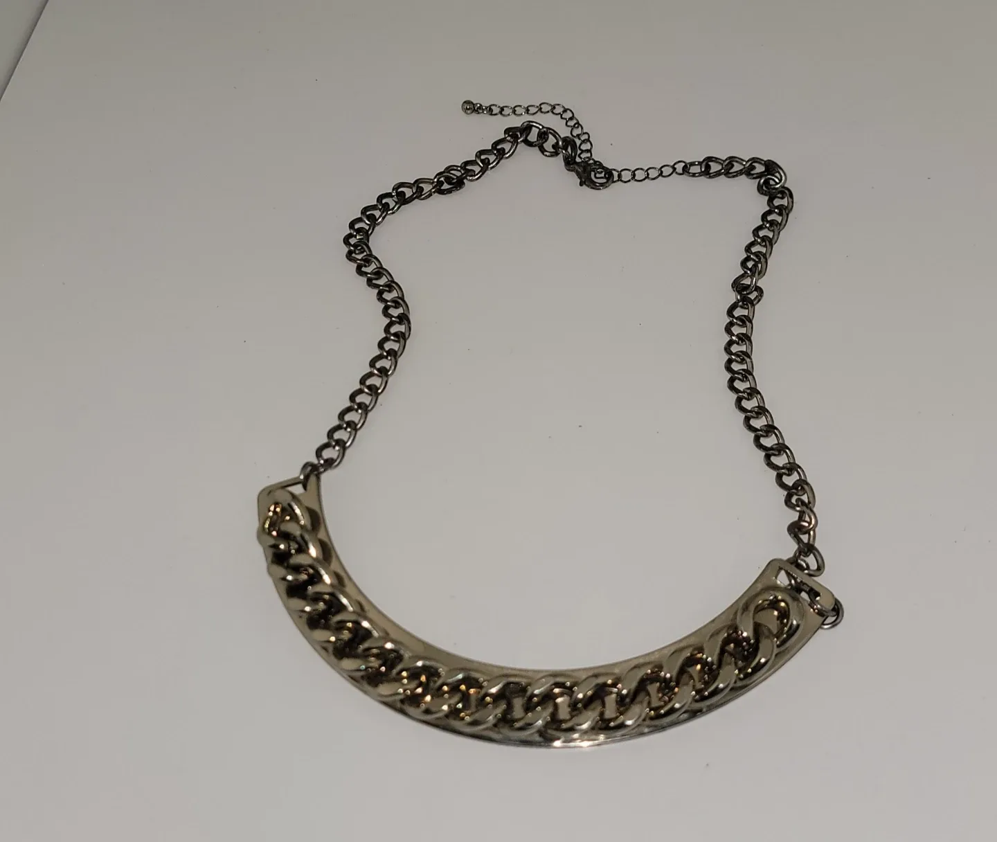 Silver Tone Chunky Chain Necklace