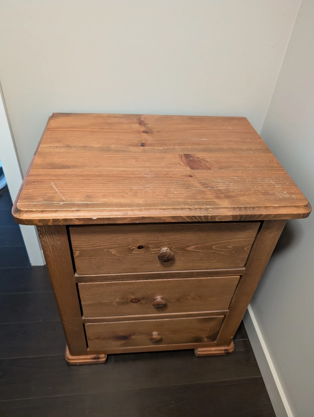 Wooden 3-Drawer Nightstand - photo 2