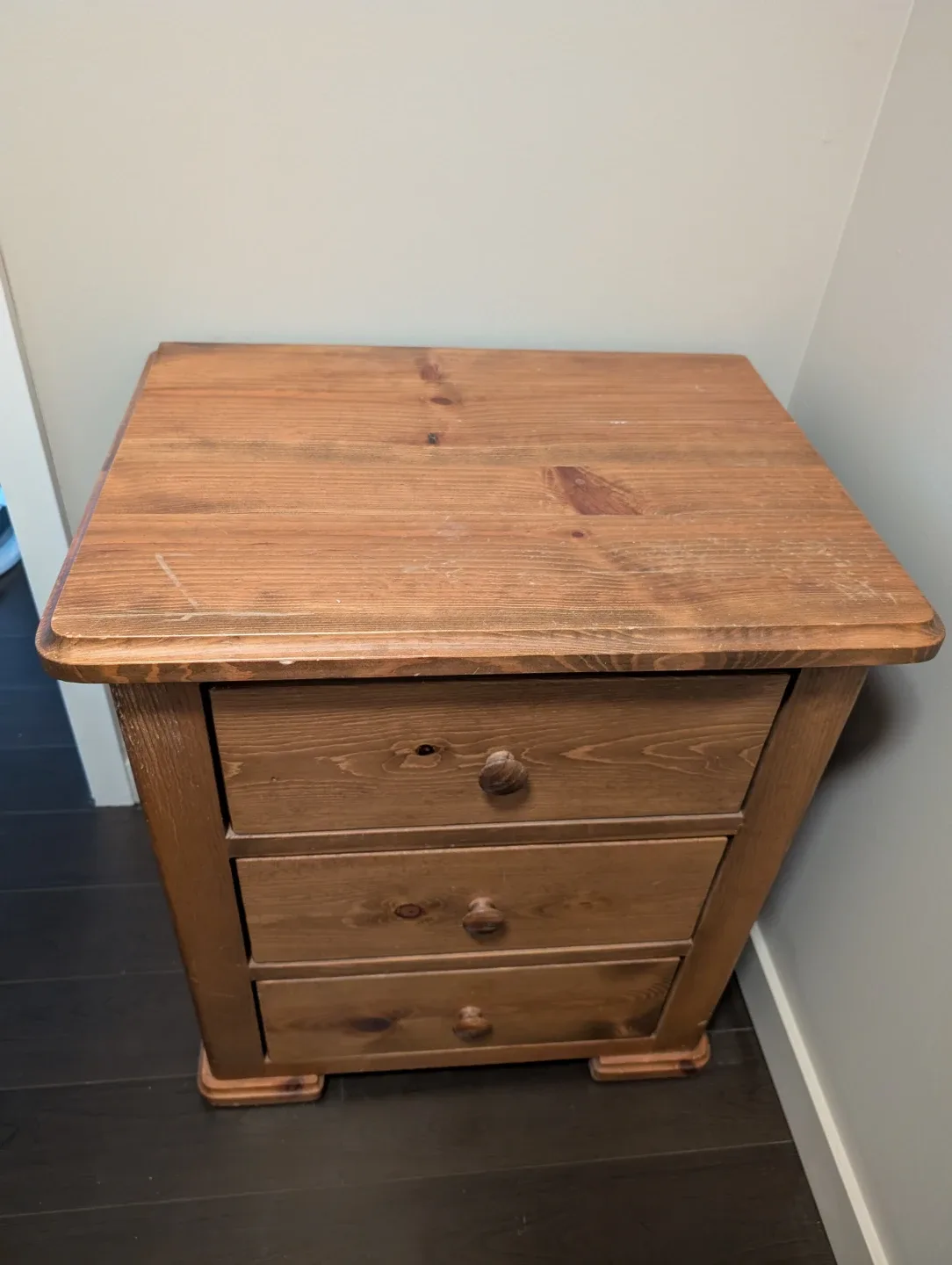 Wooden 3-Drawer Nightstand - photo 2