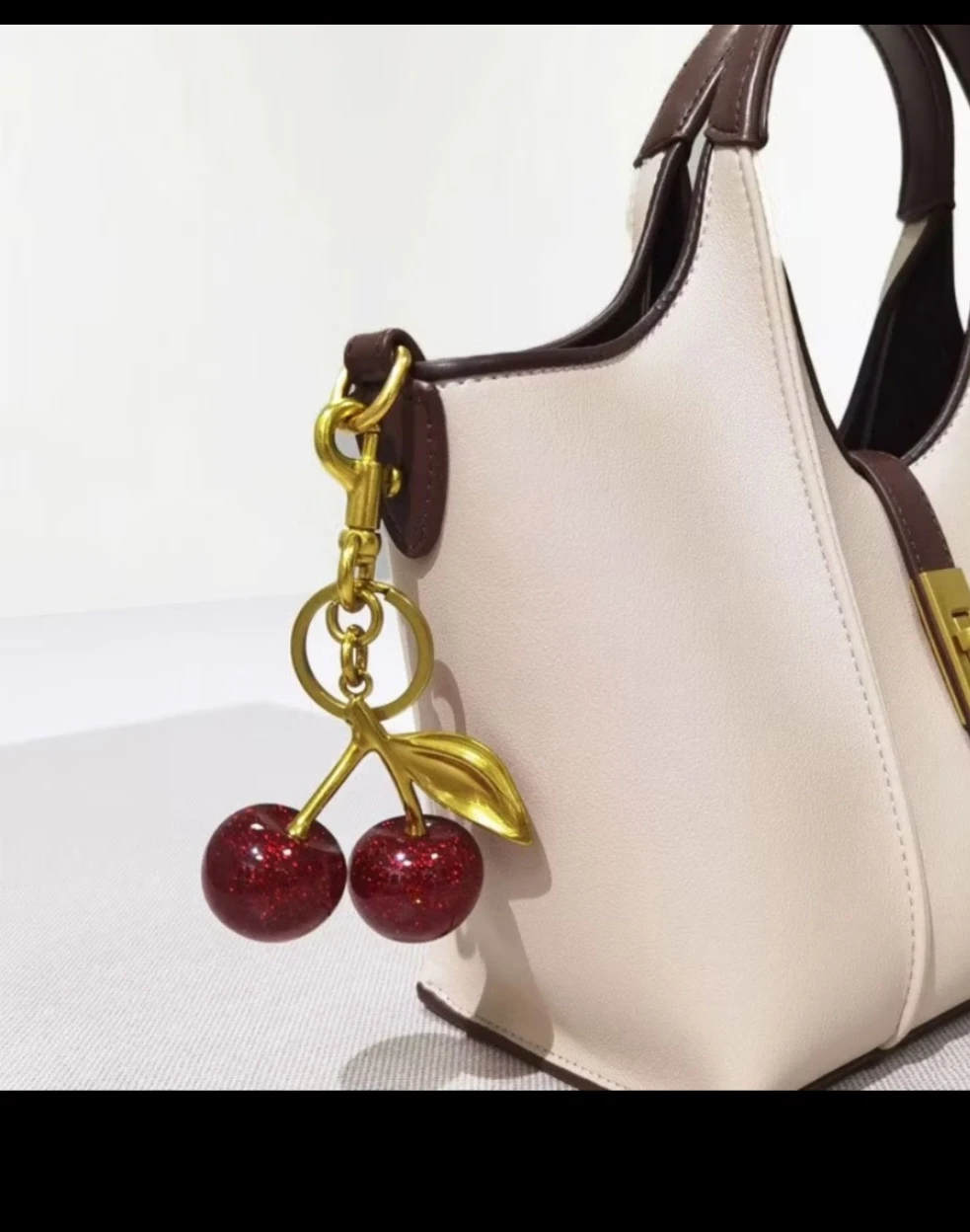 Coach Drawstring Bucket, Free Cherry Charm - photo 4