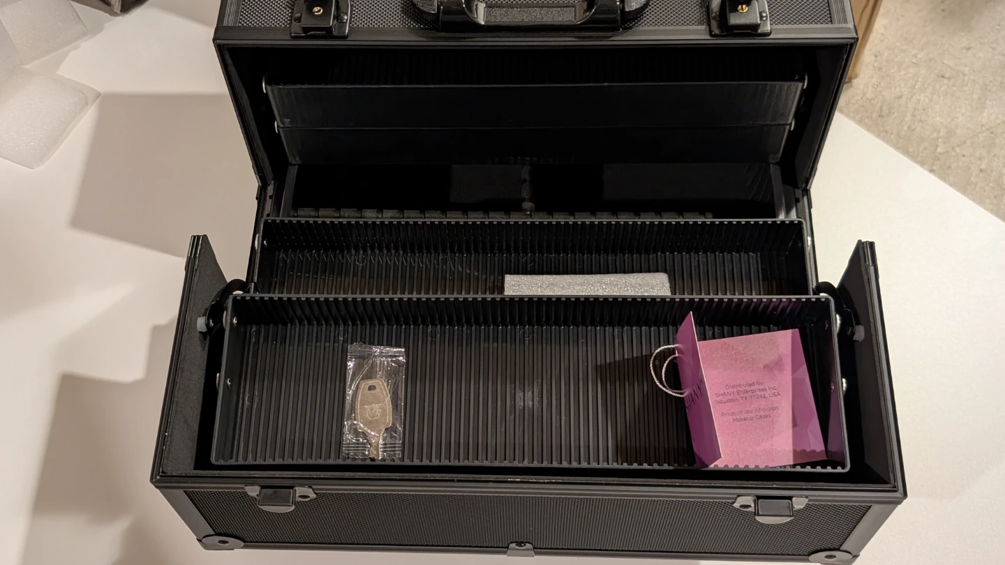SHANY Black Professional Makeup Train Case - photo 3