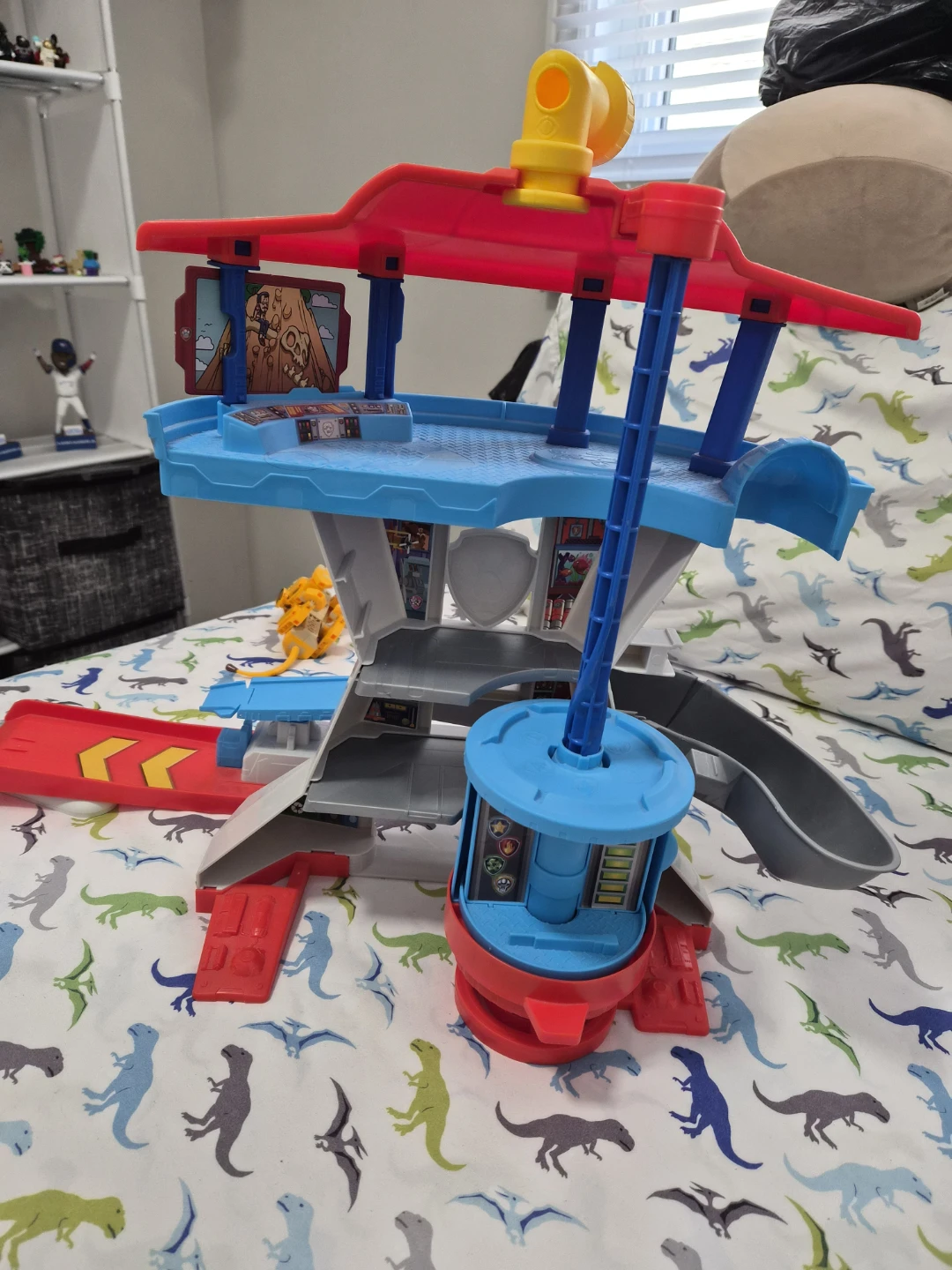 Paw Patrol Tower Playset - photo 2