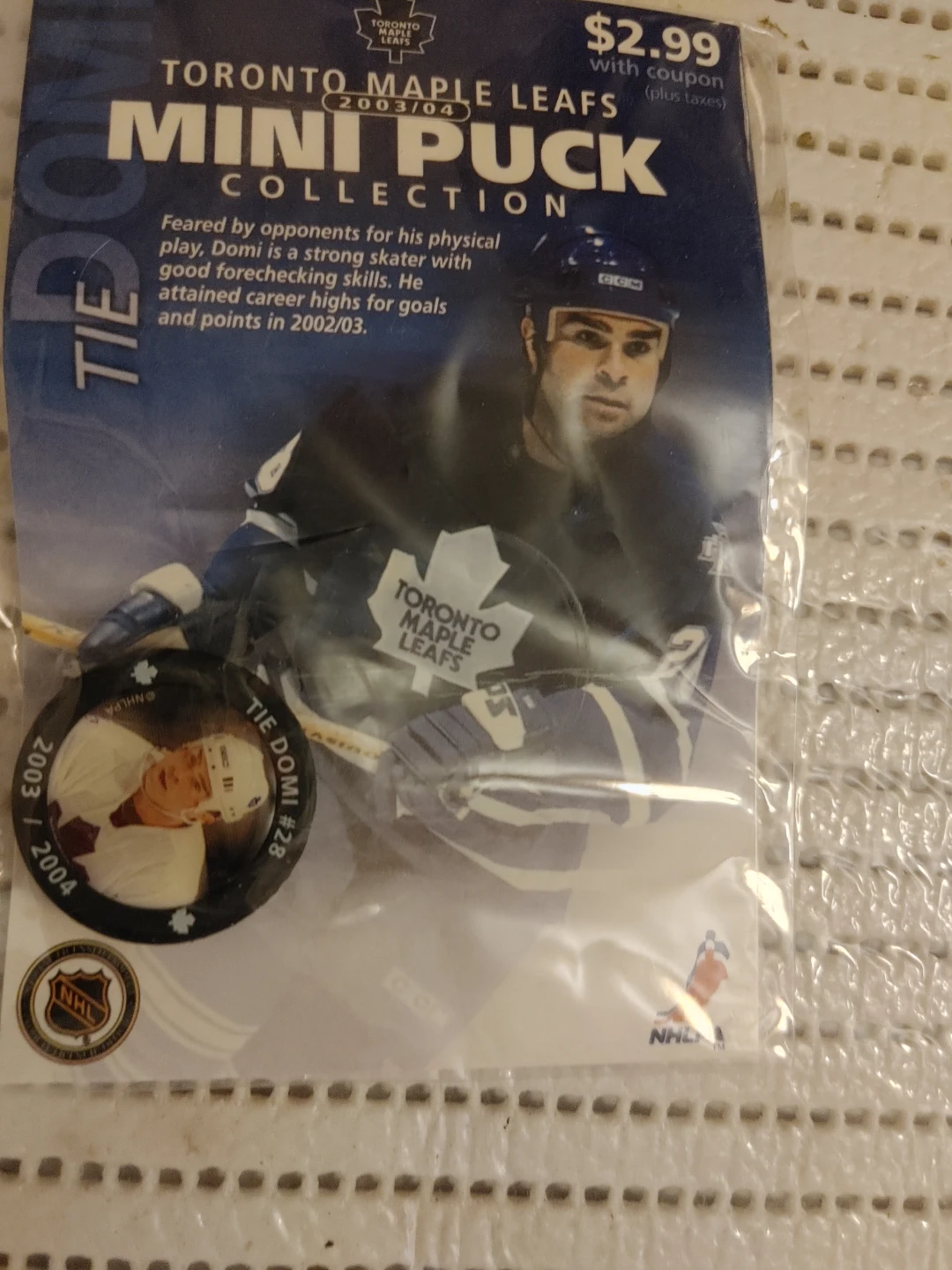Toronto Maple Leafs Mini Puck Collection 2003/04 Tie Domi