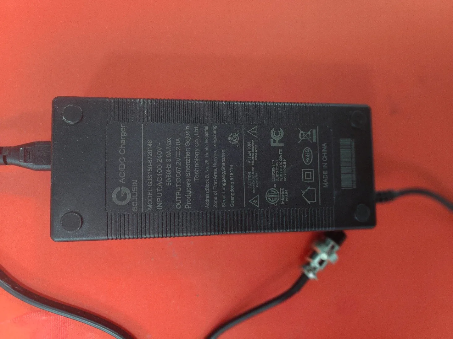 Gojusin AC/DC Charger 67.2V 2.0A - photo 2