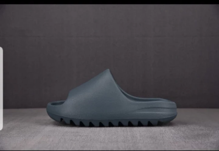 ADIDAS YEEZY SLIDE - photo 3