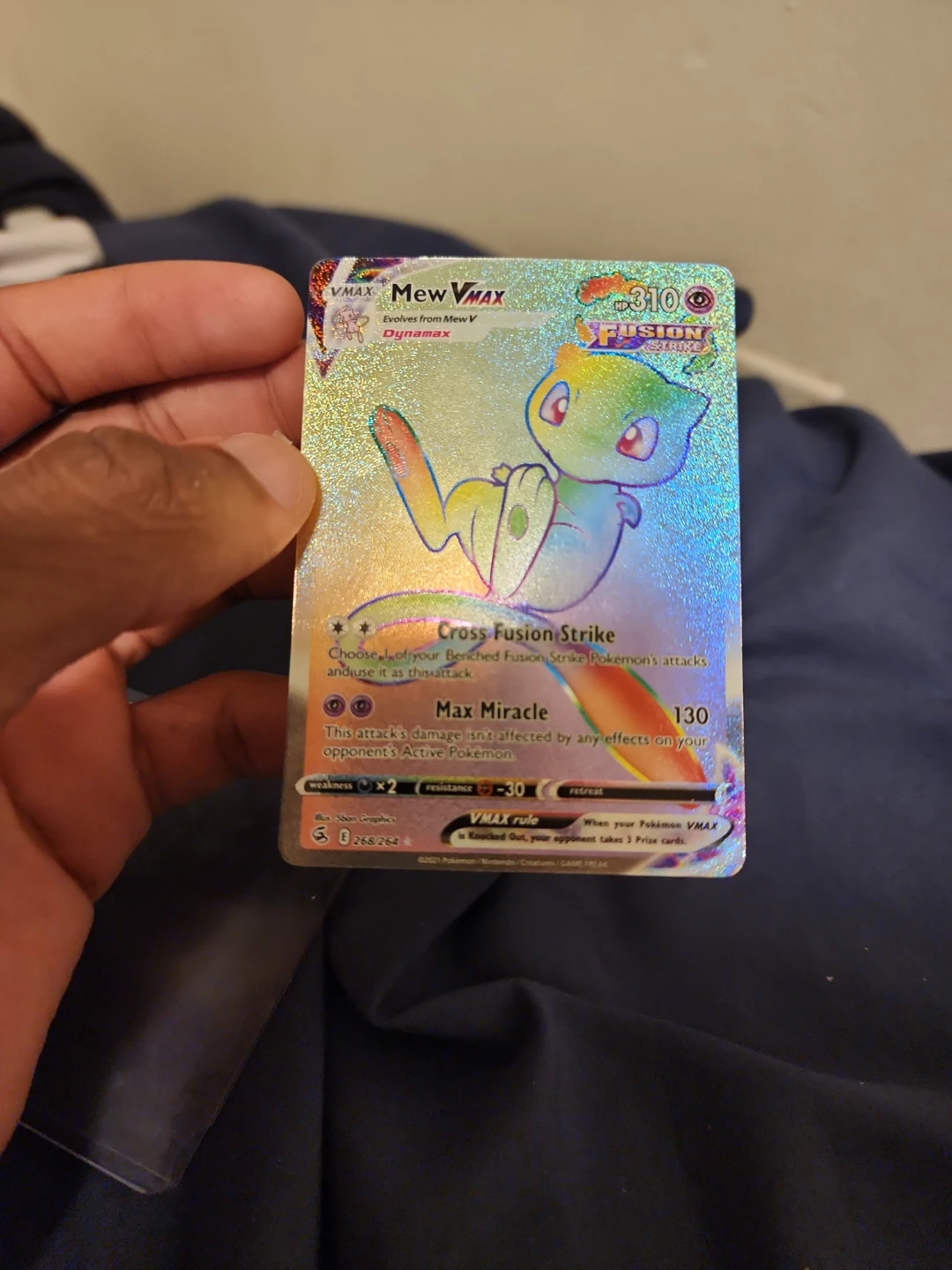Pokemon Card - Mew VMAX Rainbow Rare Fusion Strike