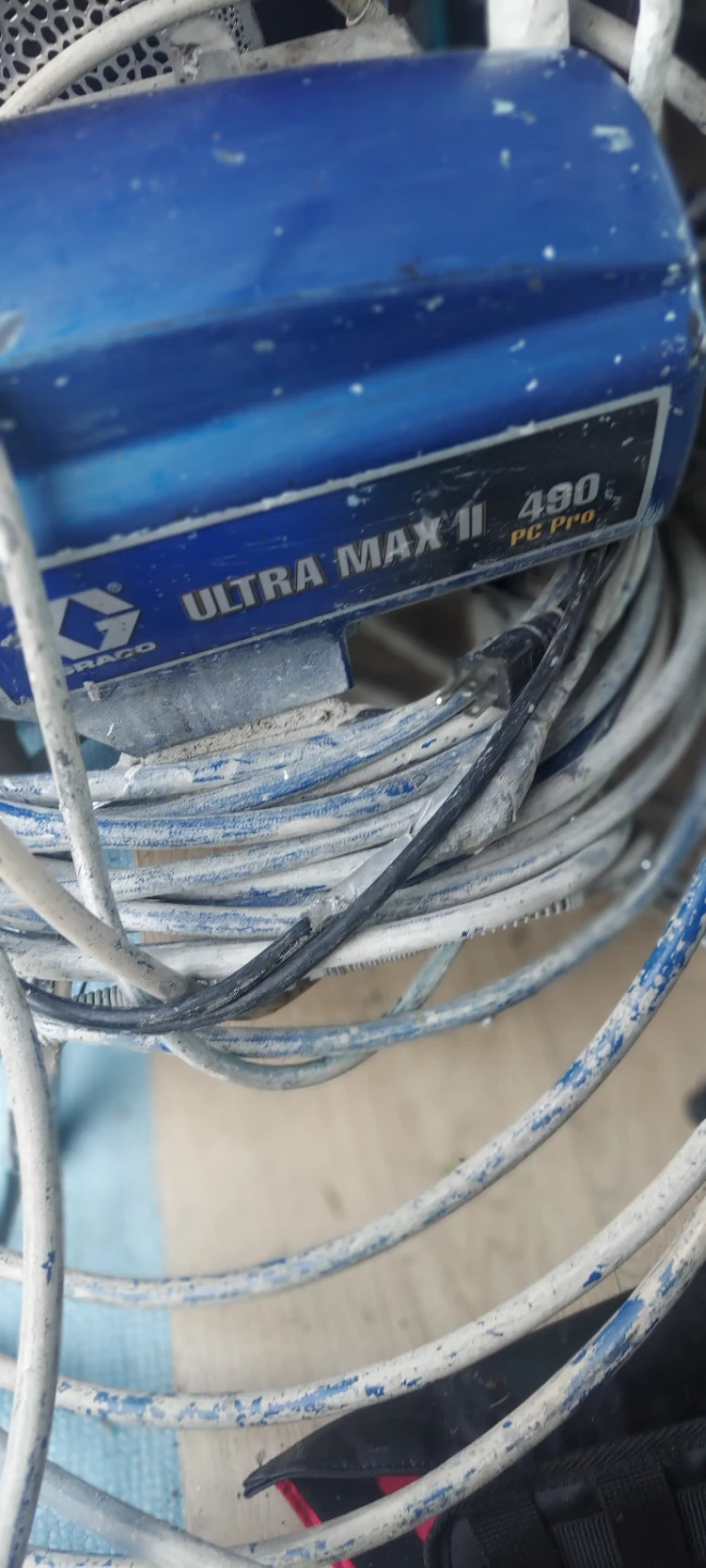 Graco Ultra Max II 490 PC Pro Airless Paint Sprayer - photo 2