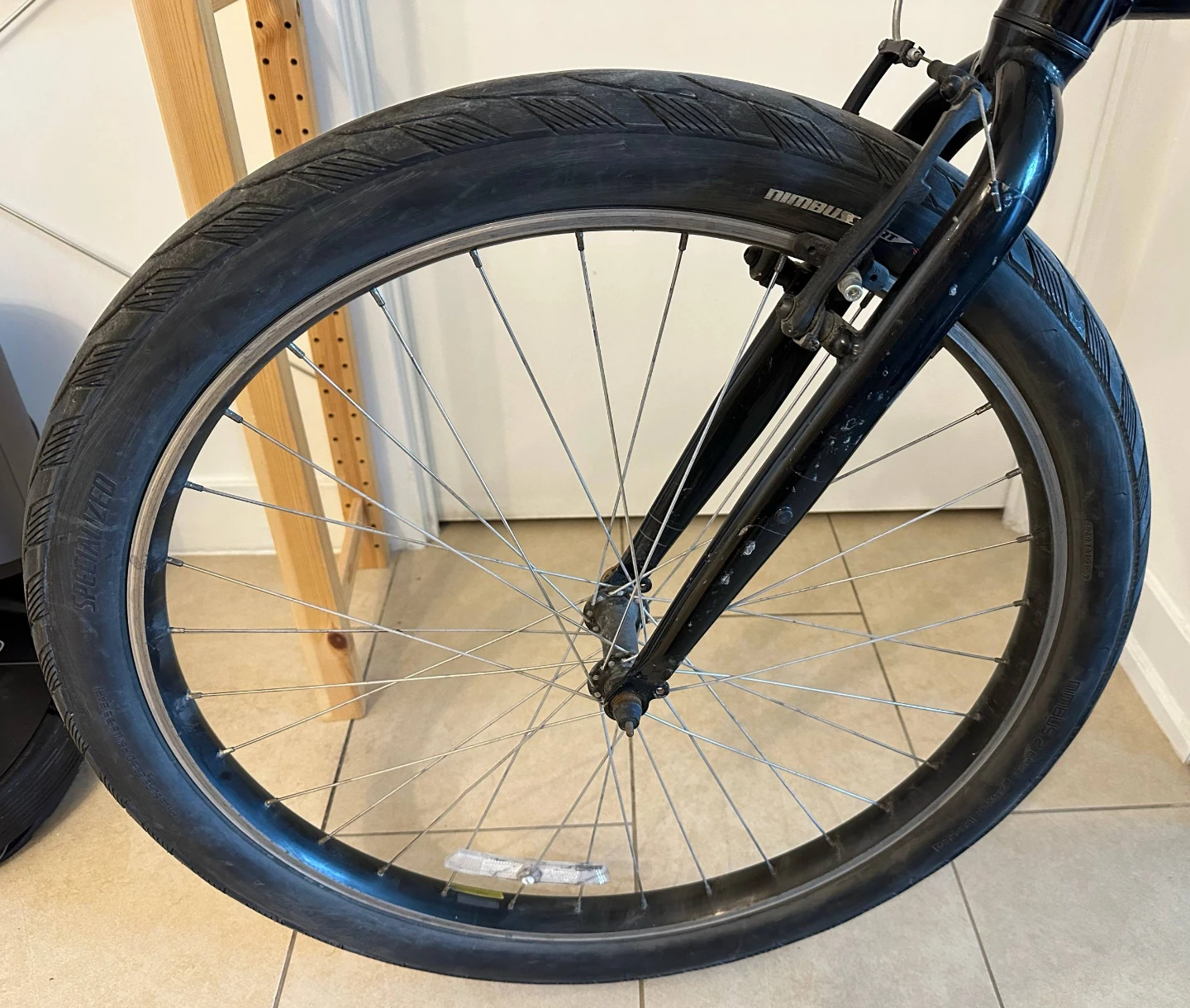 Specialized Roll Low Entry Bike - photo 3