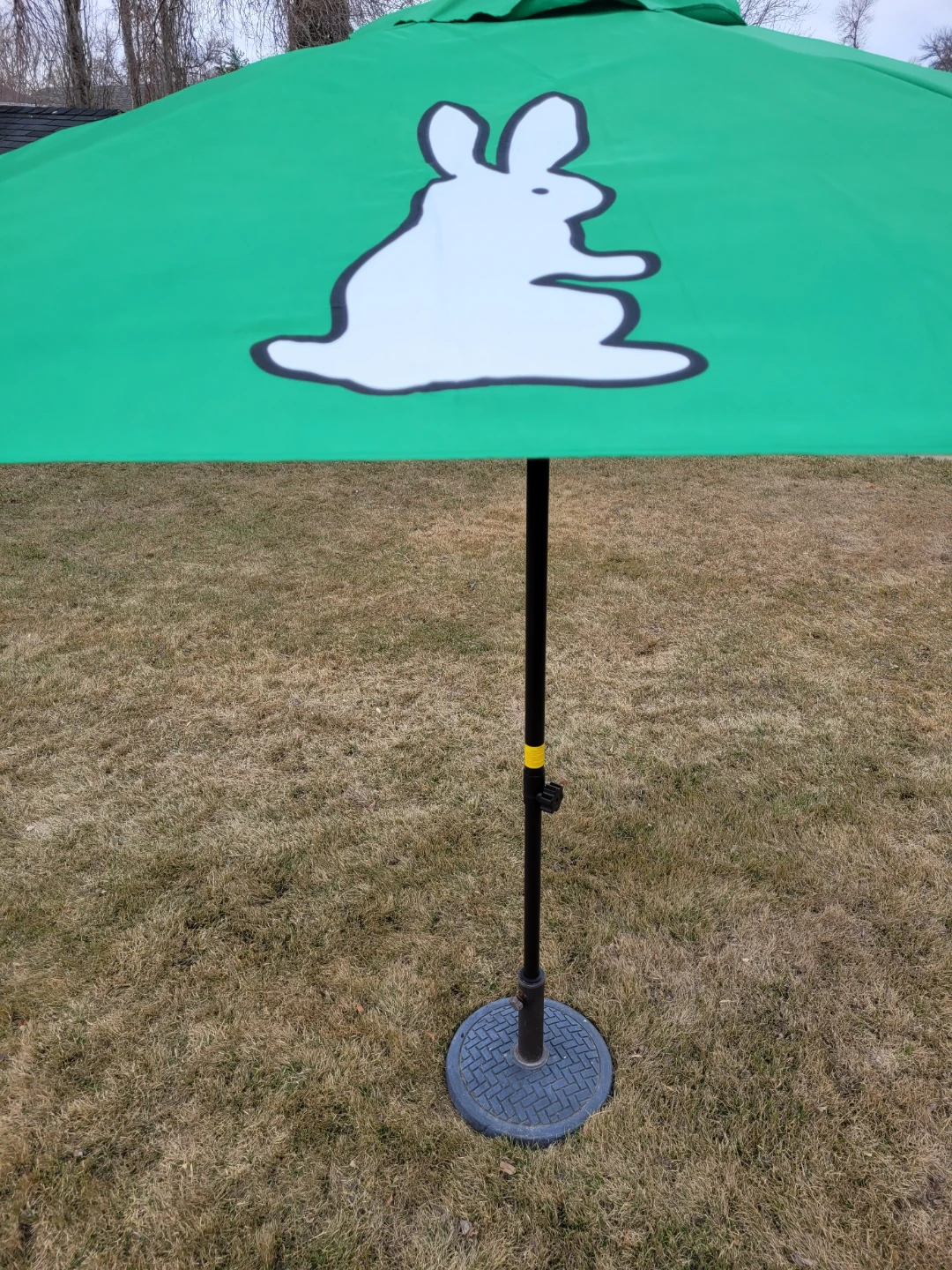 Pilsner Patio Umbrella with Bunny Graphic - photo 2