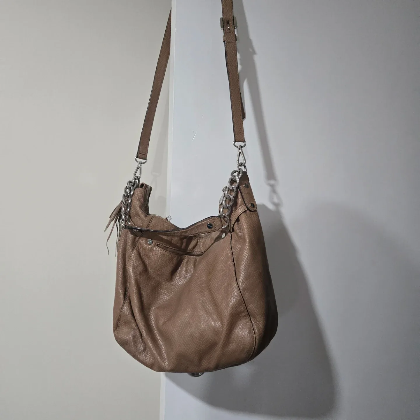 Michael Kors Beige Snake Embossed Leather Hobo Bag - photo 5
