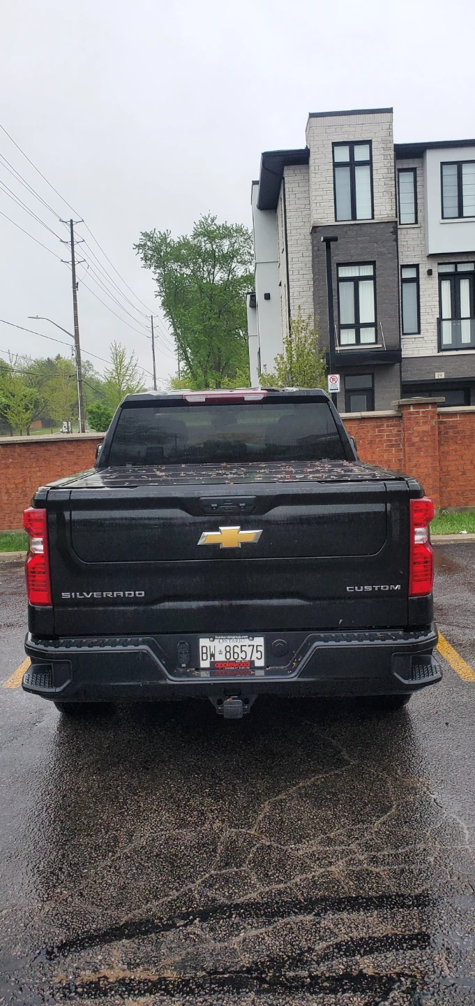 Black Chevrolet Silverado Custom Truck(only 30000 km) - photo 4