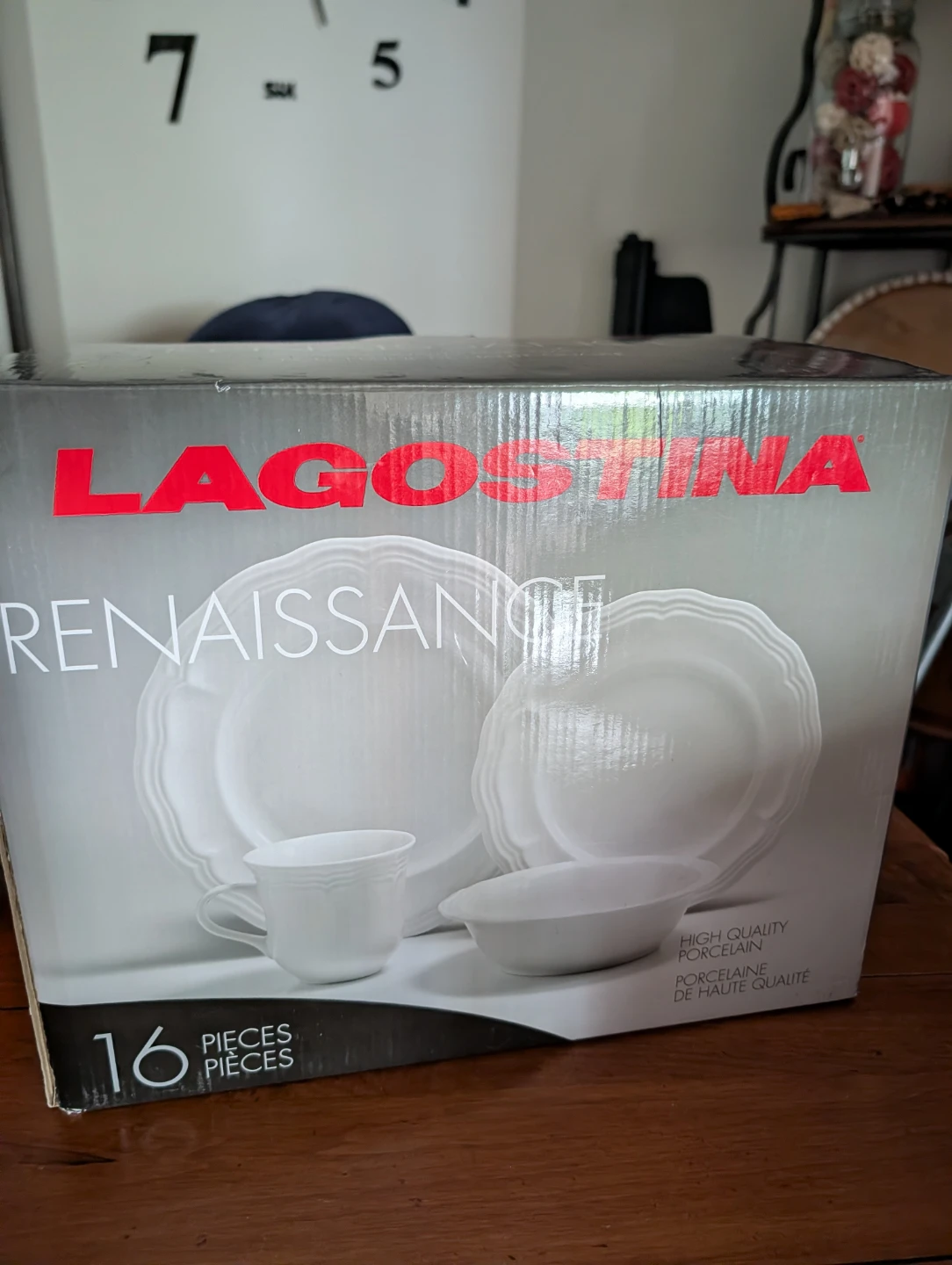 Lagostina Renaissance 16-Piece Porcelain Dinnerware Set