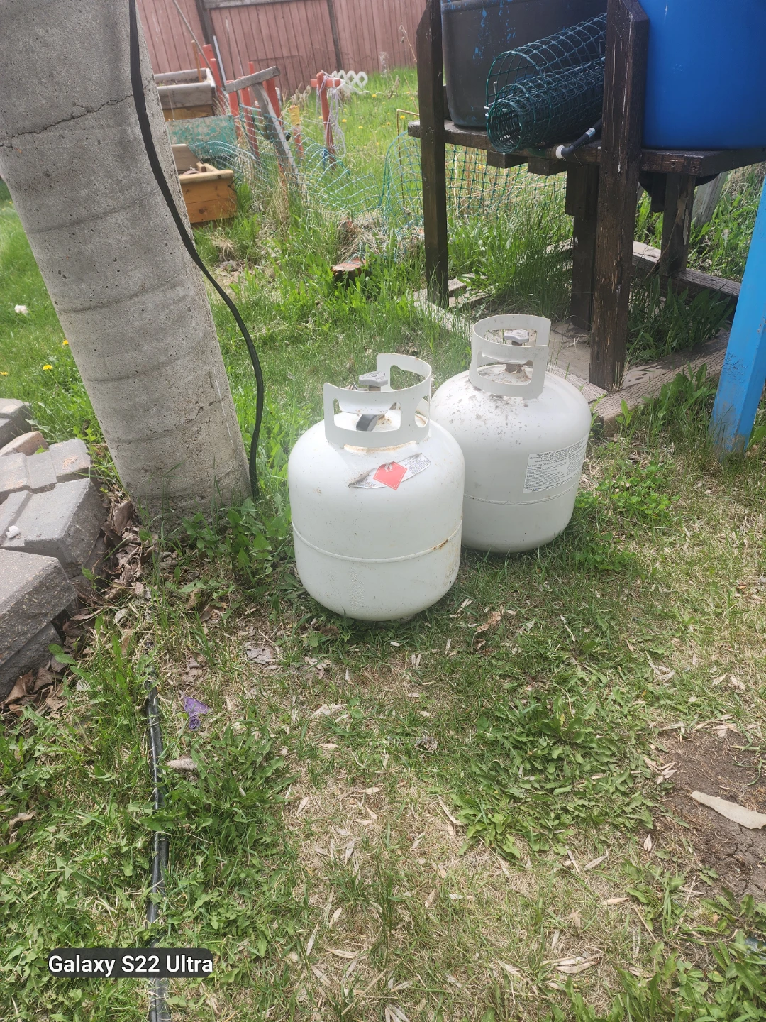 3  White Propane Tanks - photo 3