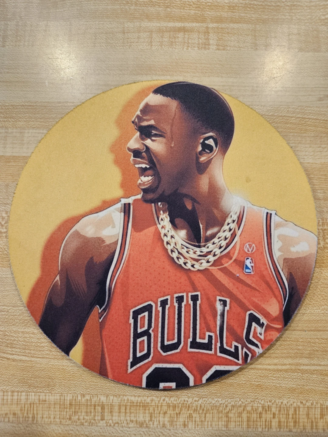 Collectible. Chicago Bulls Michael Jordan Round Mousepad