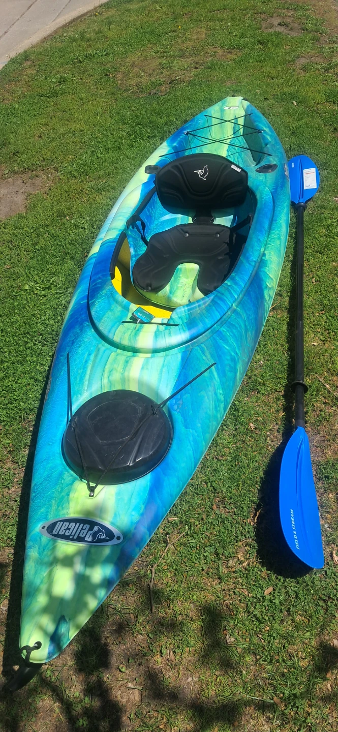 Pelican Sit-In Kayak with Paddle - photo 4