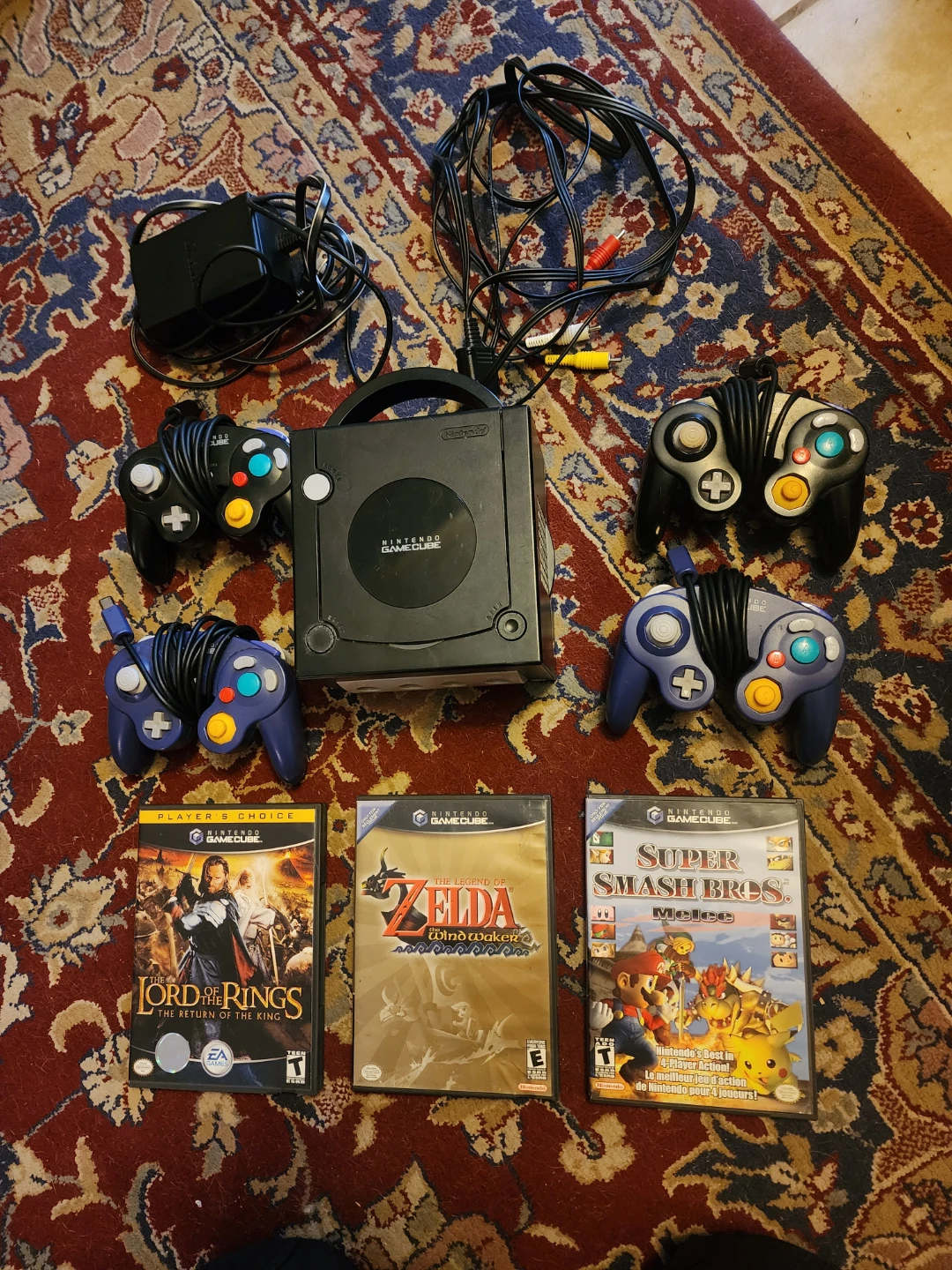 Nintendo GameCube DOL-001 Bundle-4 Original Controllers & Games