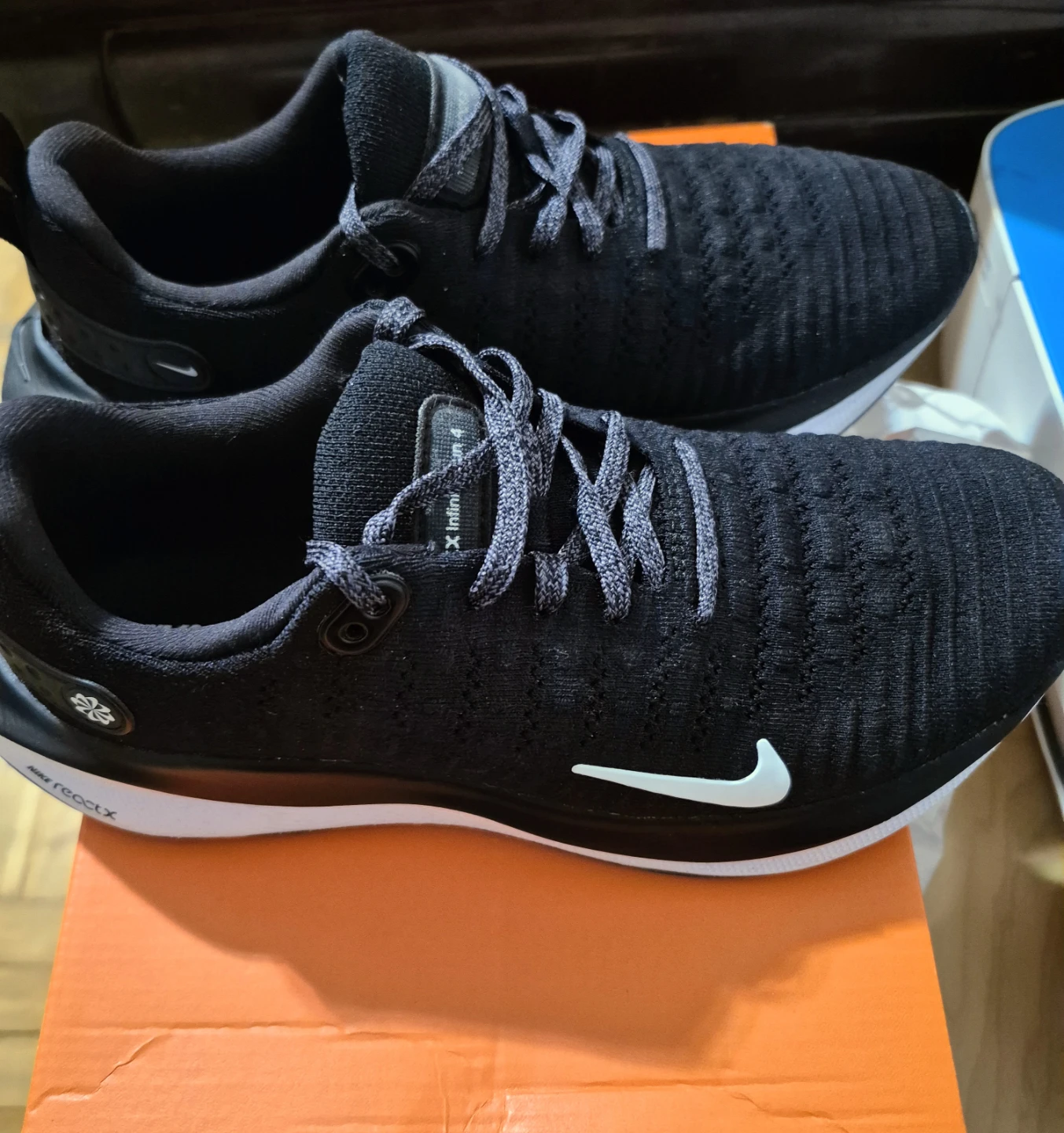 NIB)Nike 7.5  ReactX Infinity Run 4 Running Shoes