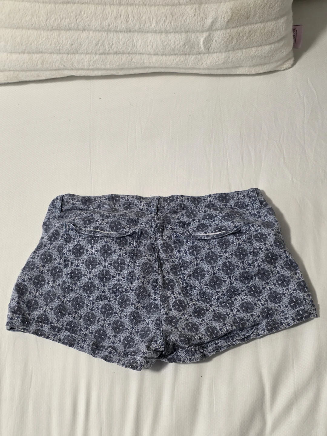 H&M Women's Patterned Shorts - photo 2