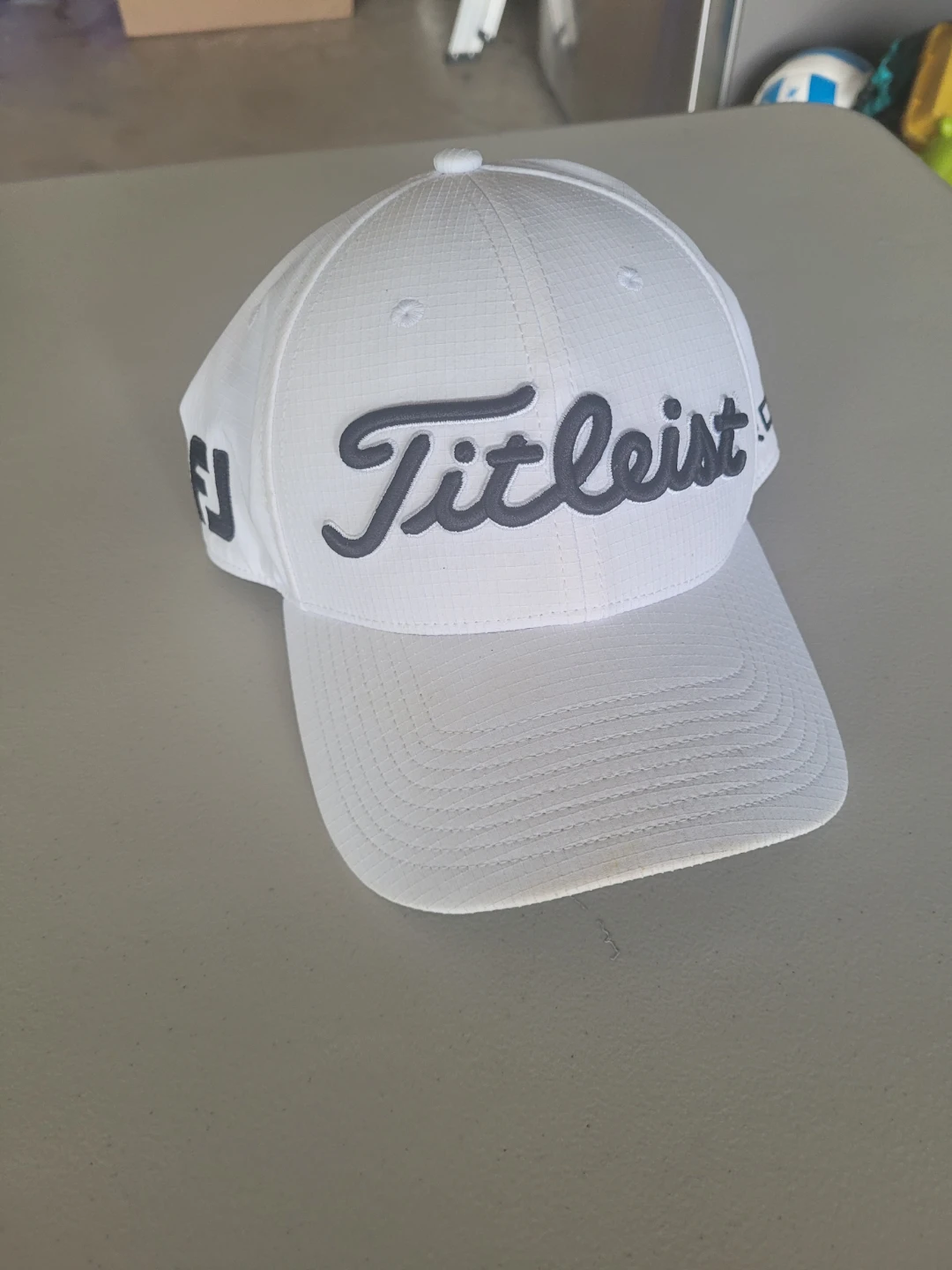 Titleist White Golf Cap S/M