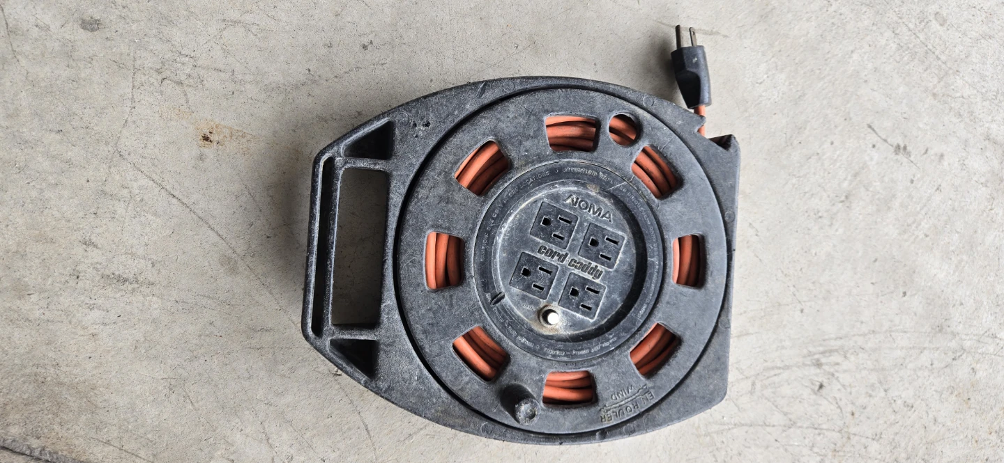 Noma Cord Caddy Retractable Extension Cord Reel - photo 2